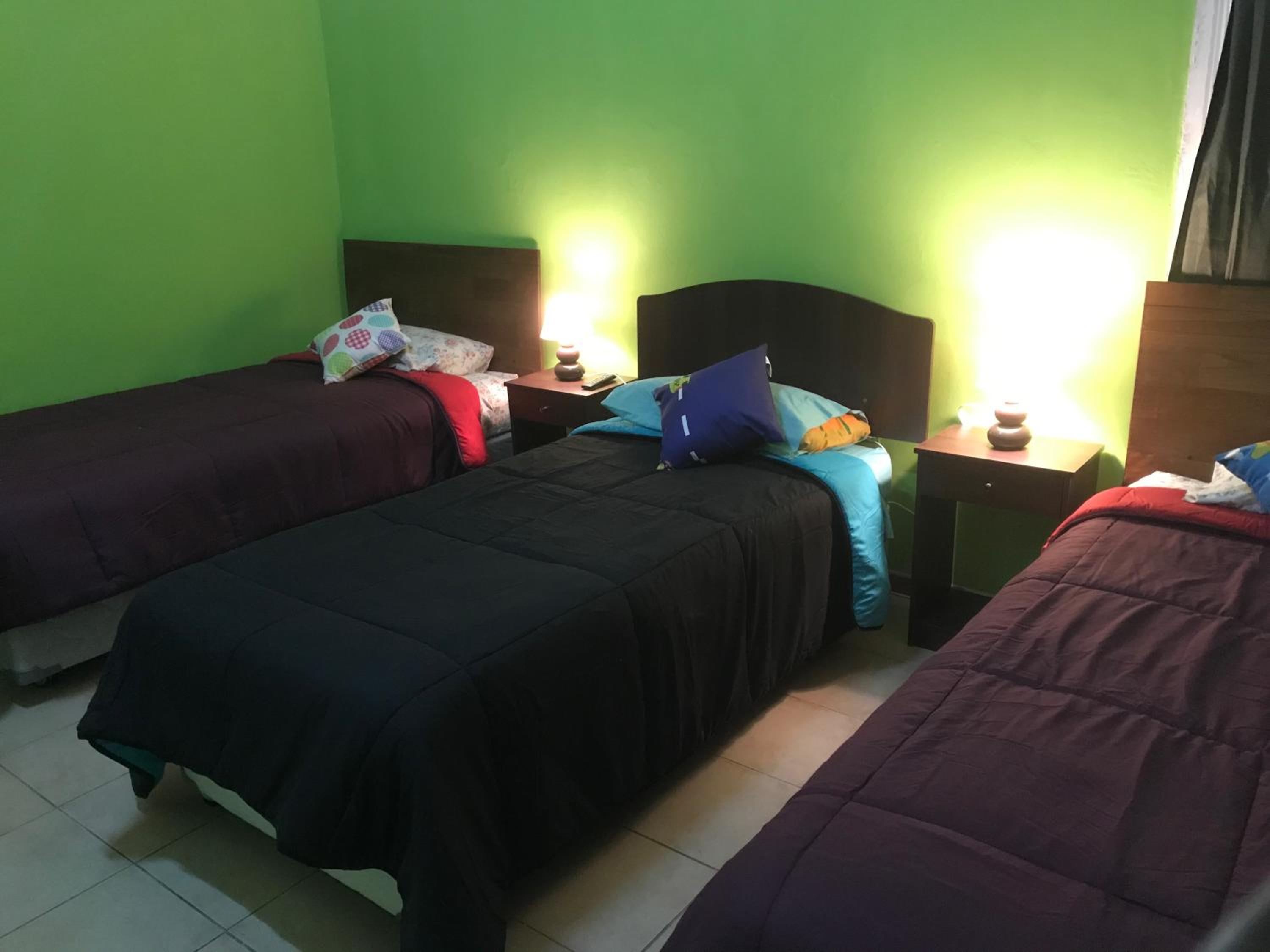 Hostal Tricontinental