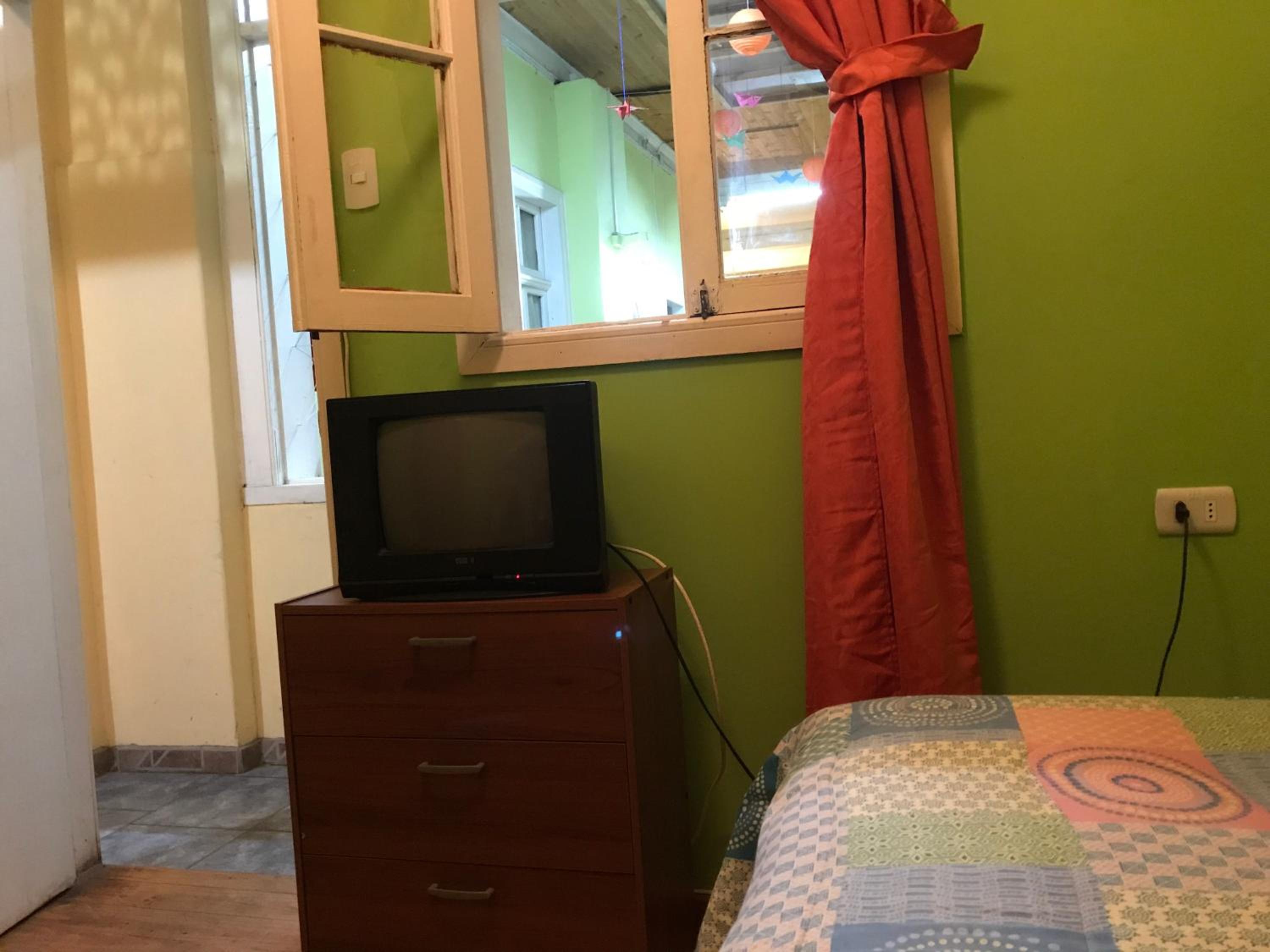 Hostal Tricontinental