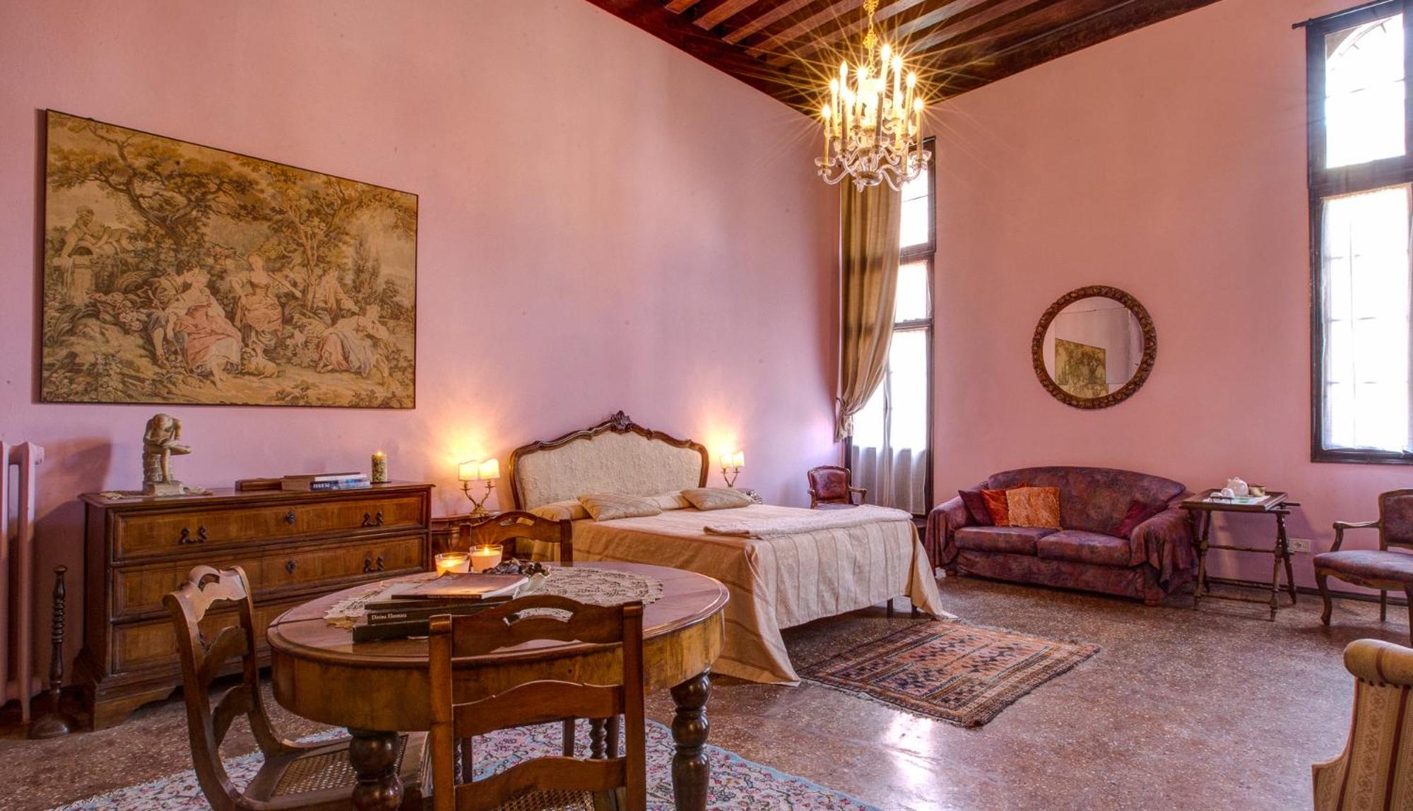 Ca' della Corte Flats