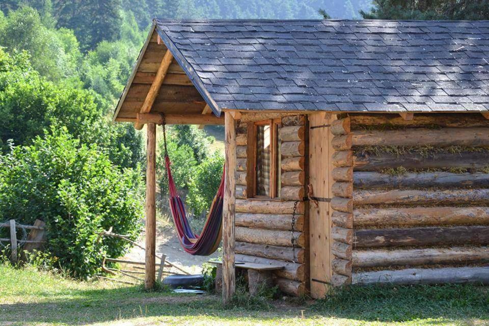 Heshkili huts and cabins Svaneti