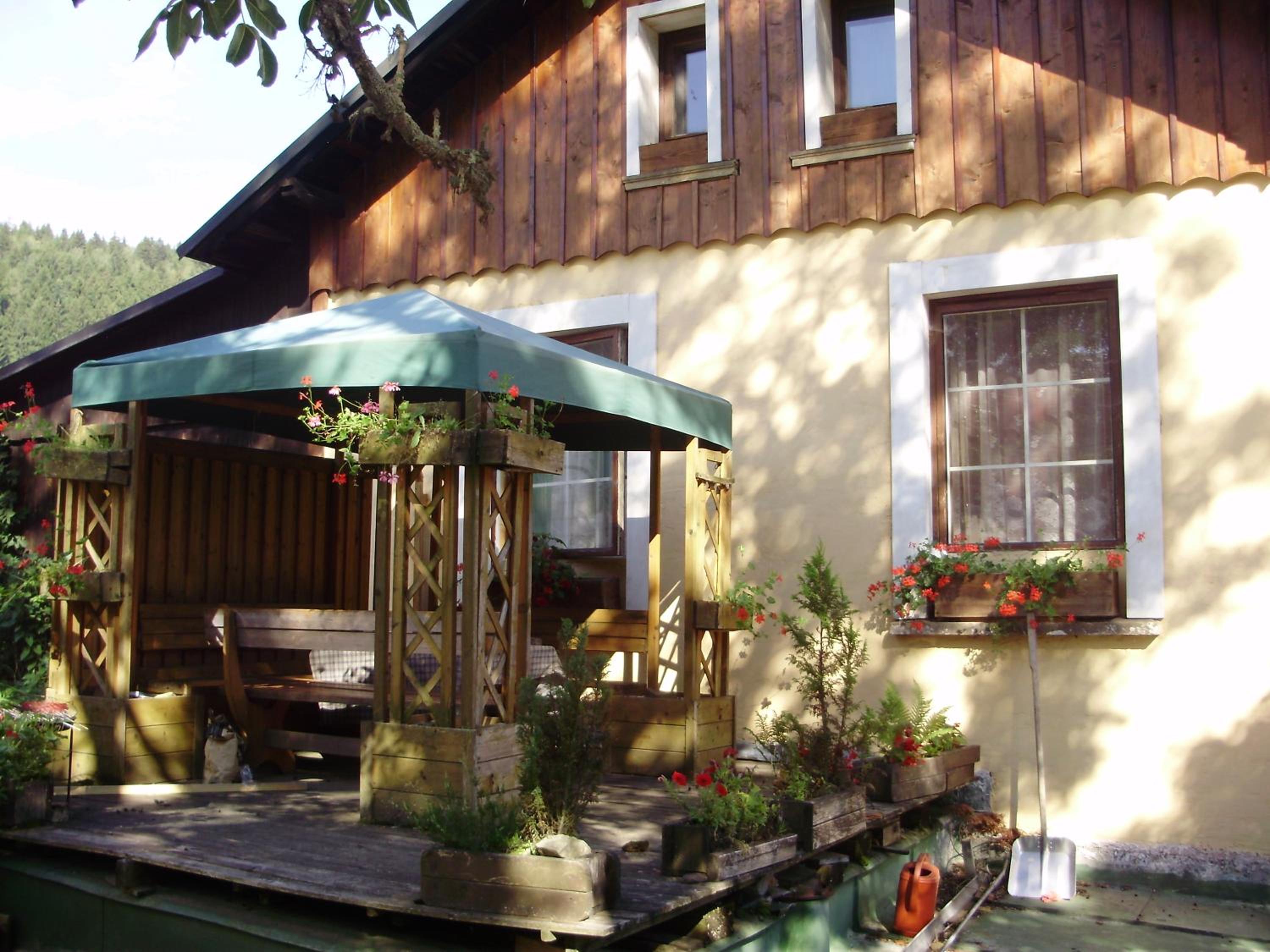 Pension nad Truhlárnou