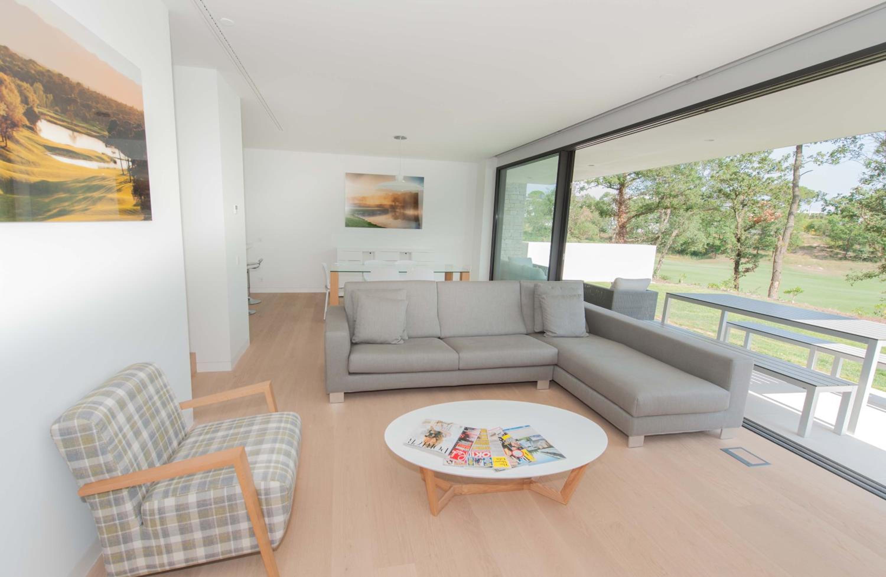 Holiday Rentals at Camiral, a Quinta do Lago Resort