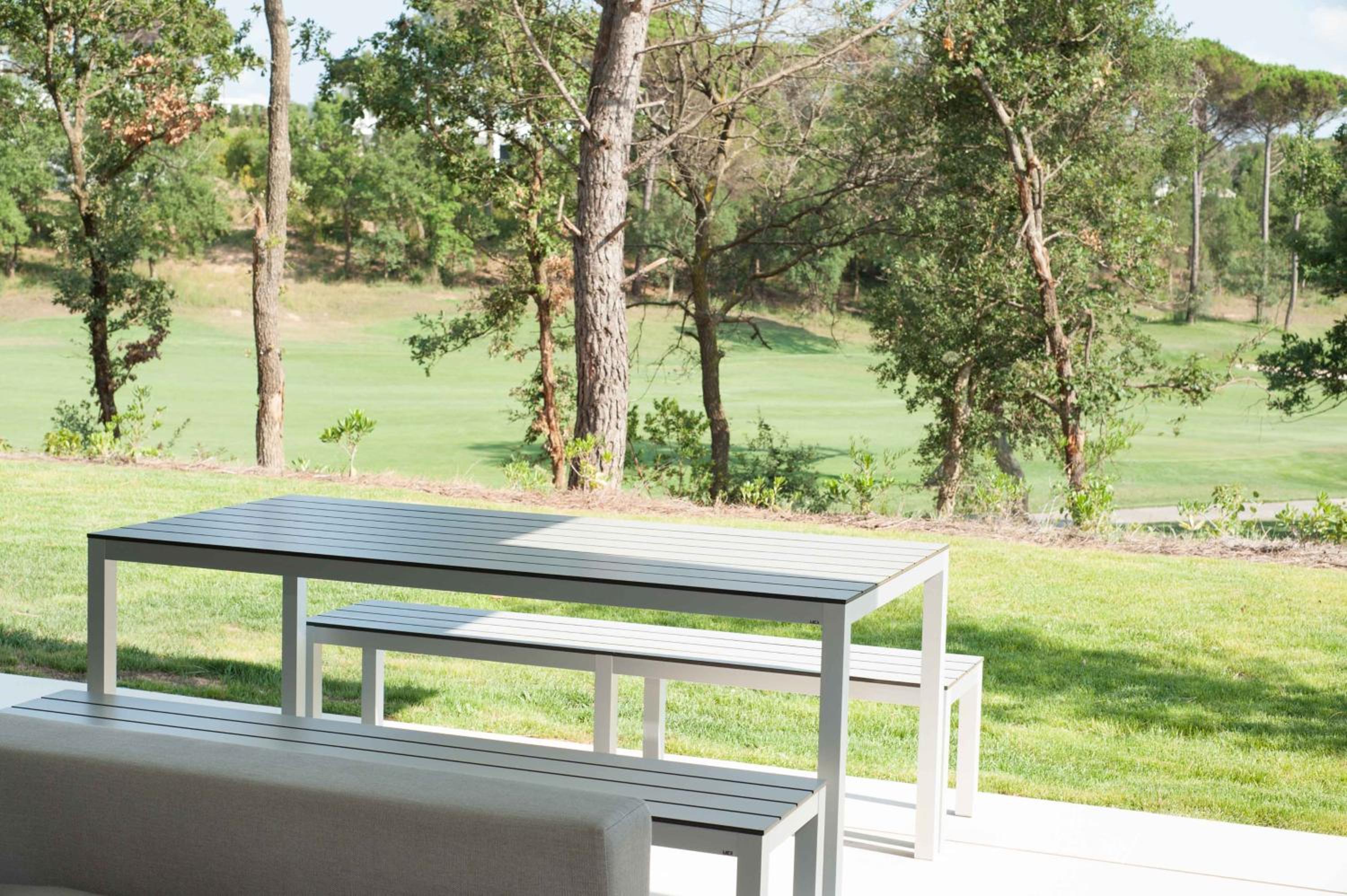 Holiday Rentals at Camiral, a Quinta do Lago Resort