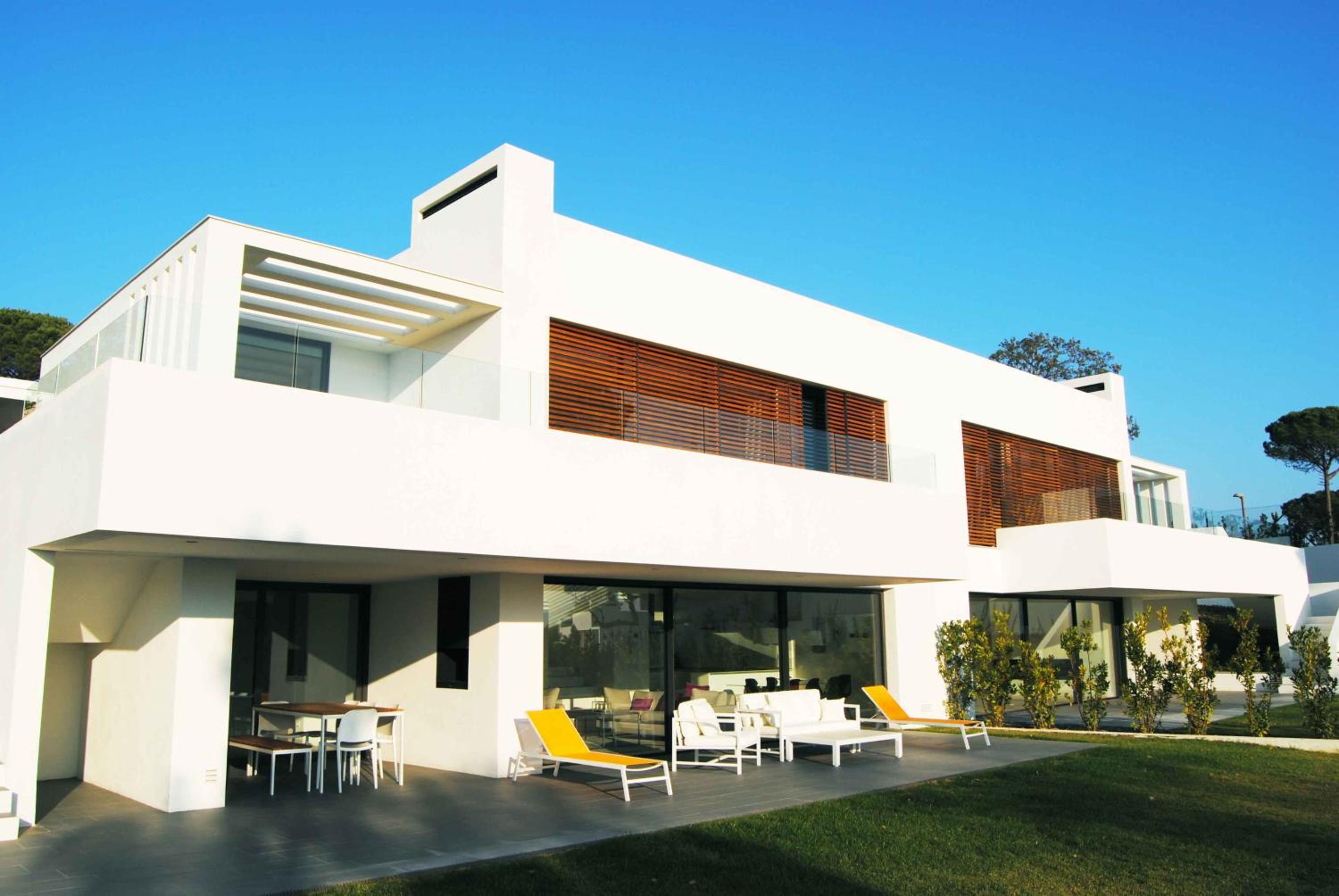 Holiday Rentals at Camiral, a Quinta do Lago Resort