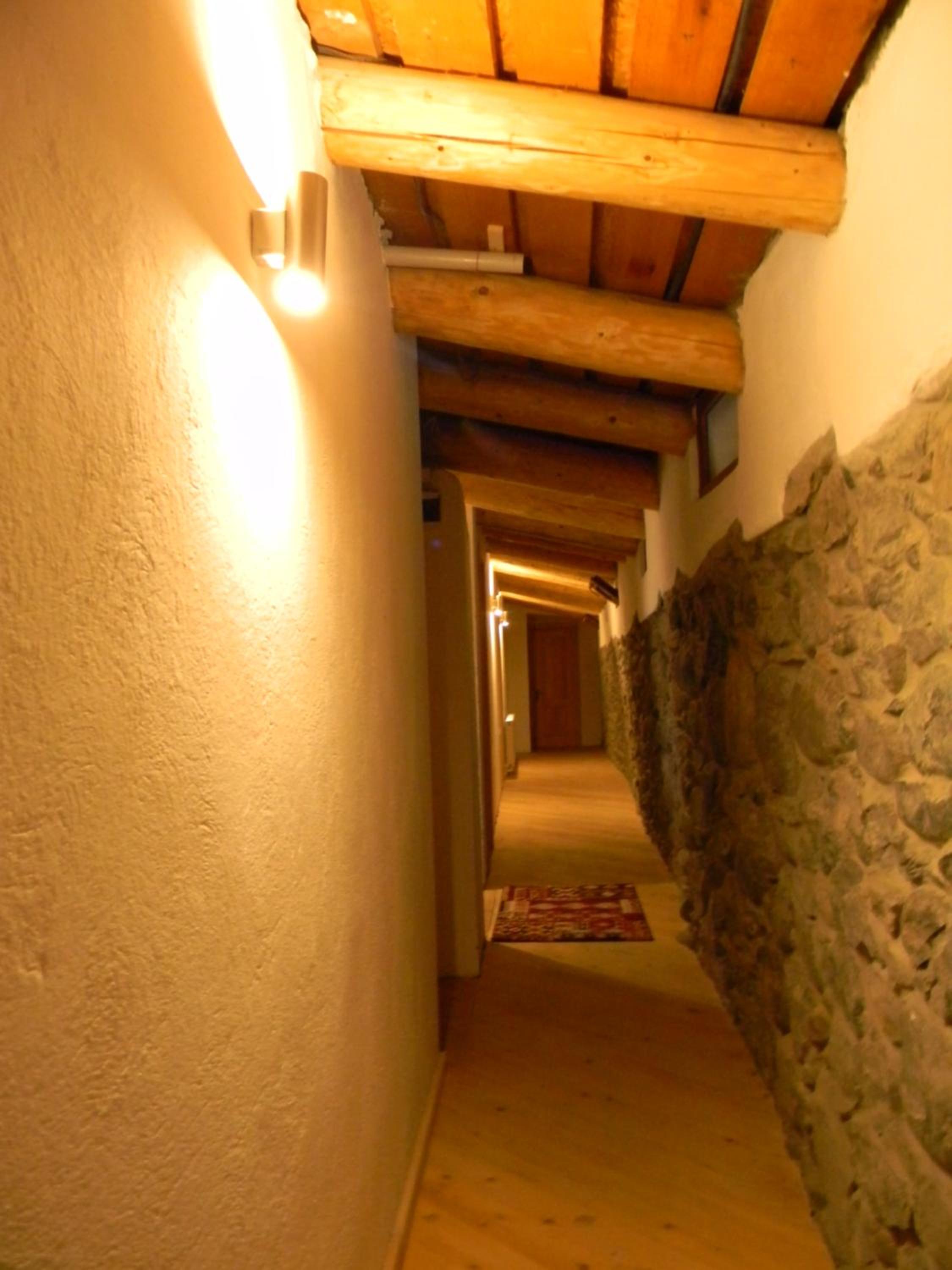 Photo 34
