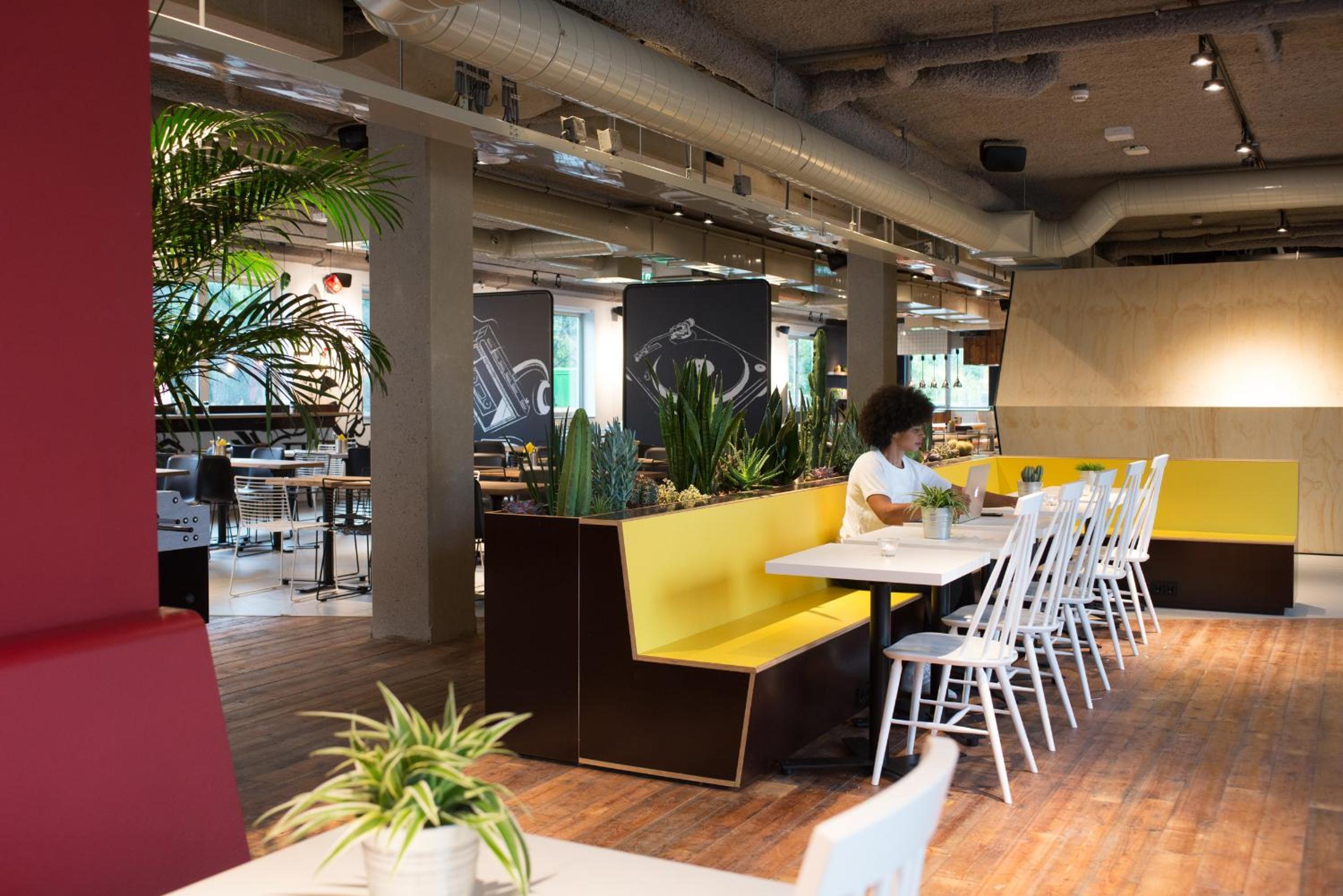 Via Amsterdam