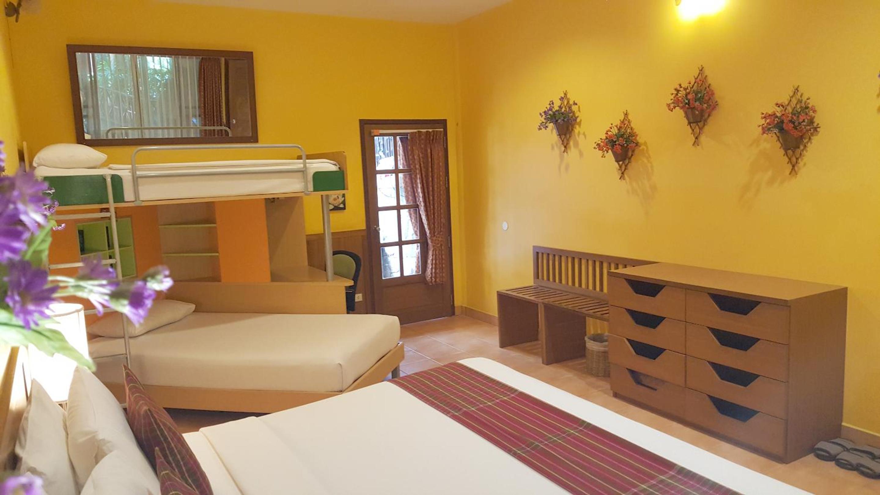 Birds and Bees Resort