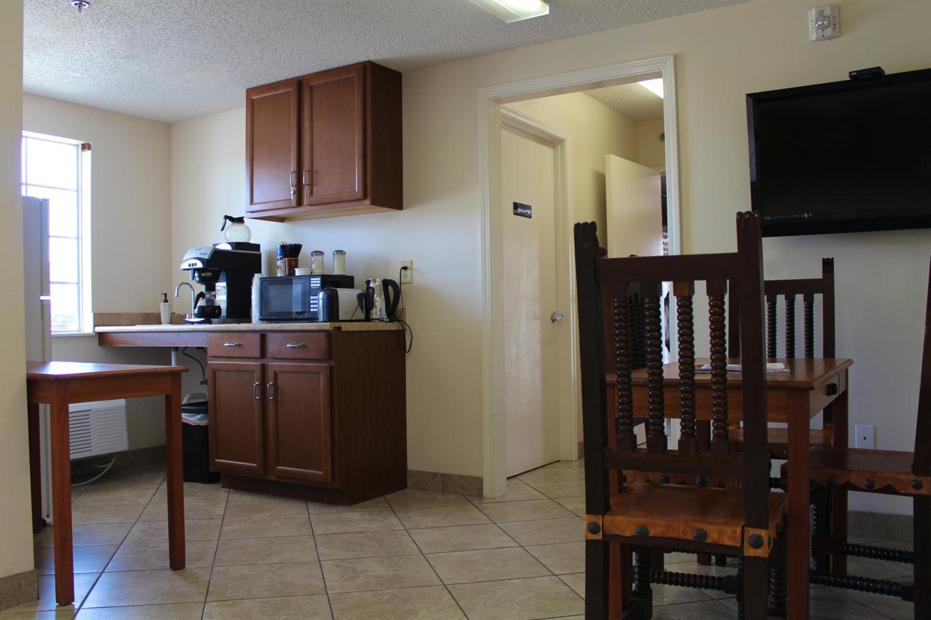 Carom Inn Denham Springs-BatonRouge