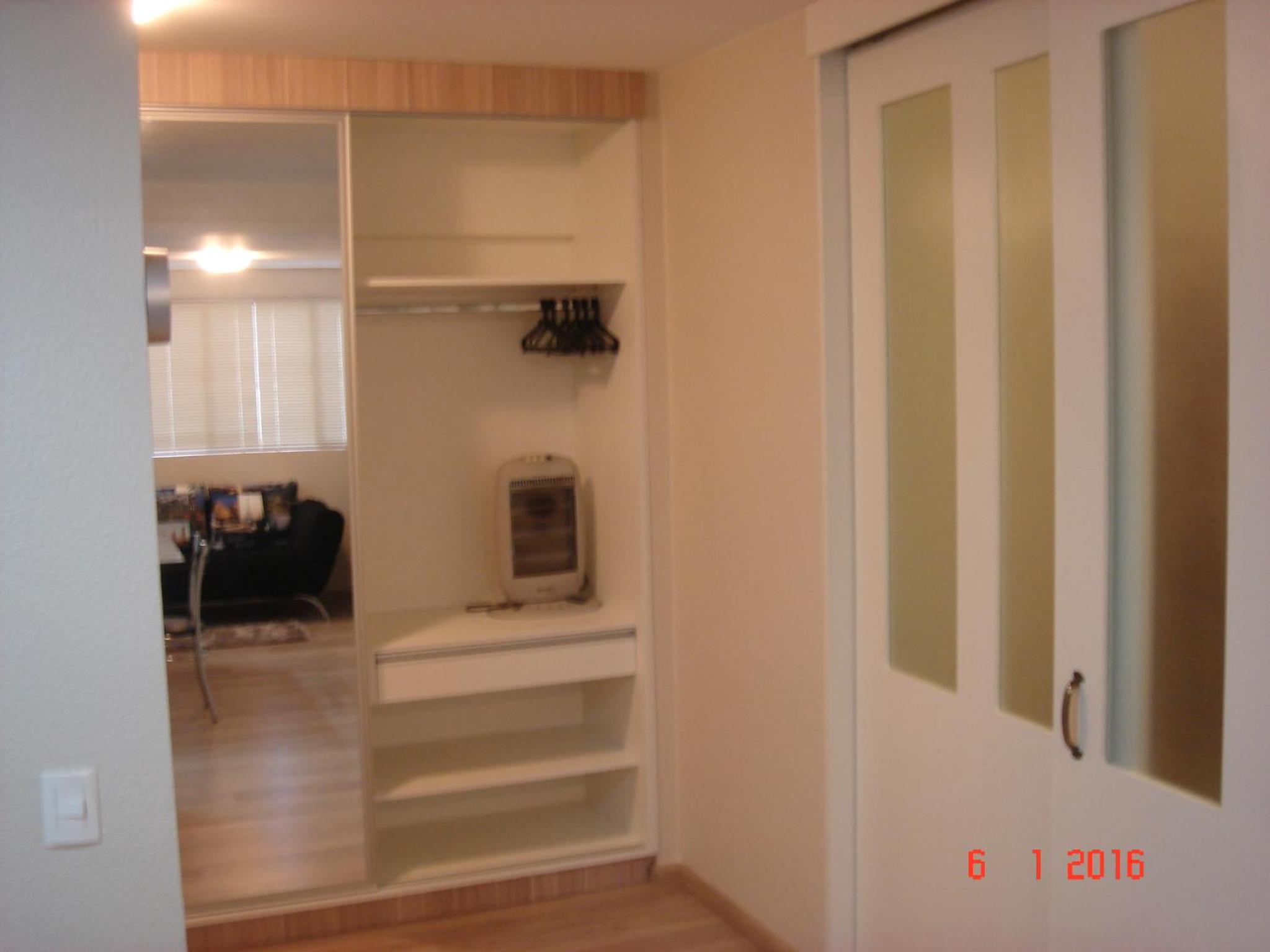 Wall Street Flat Service