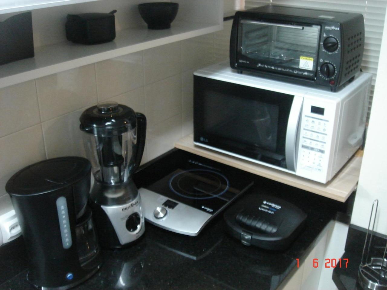 Wall Street Flat Service