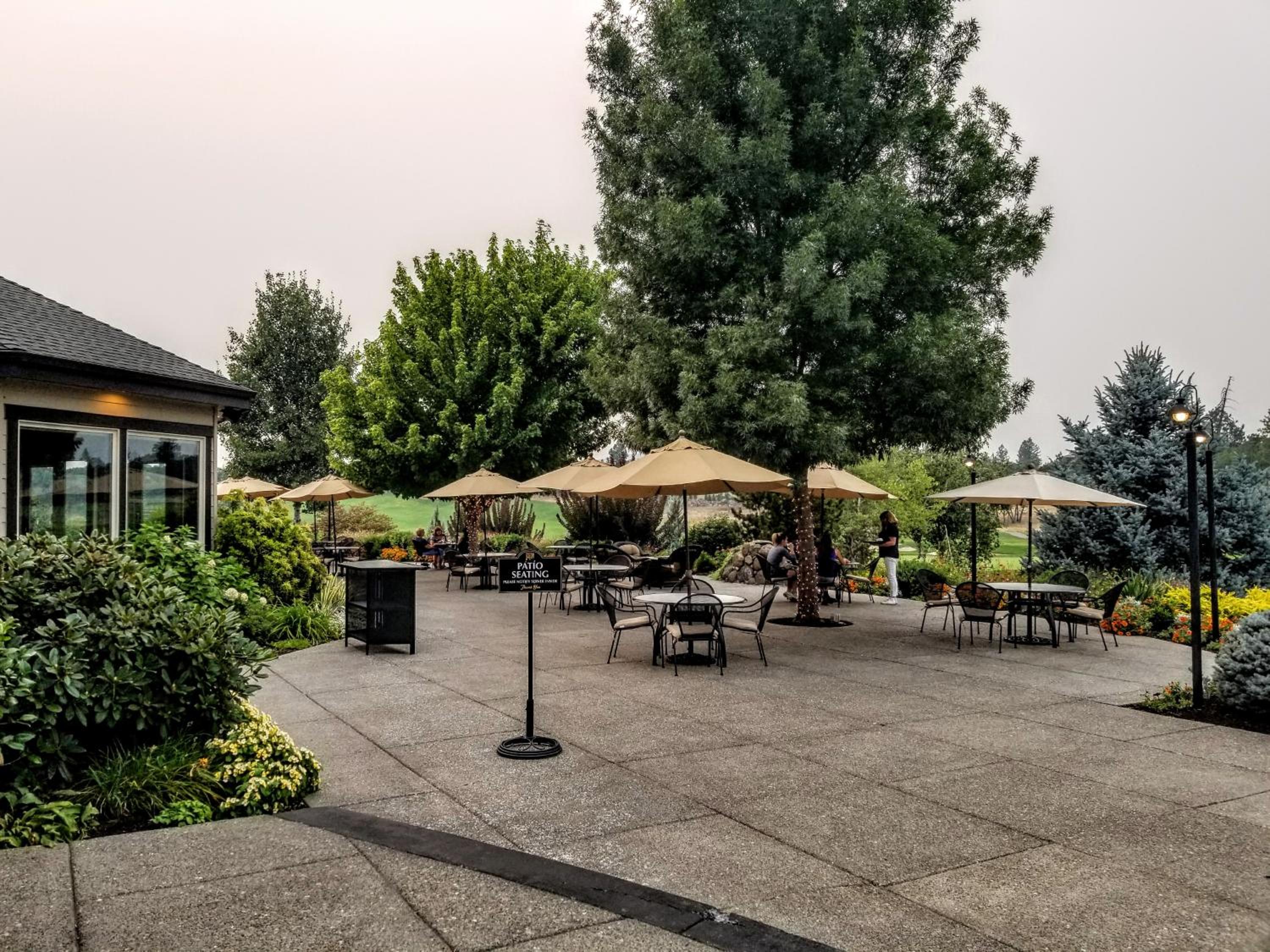 Medford Vacations - Resort at Eagle Point Golf Club Lodging - Property Image 11