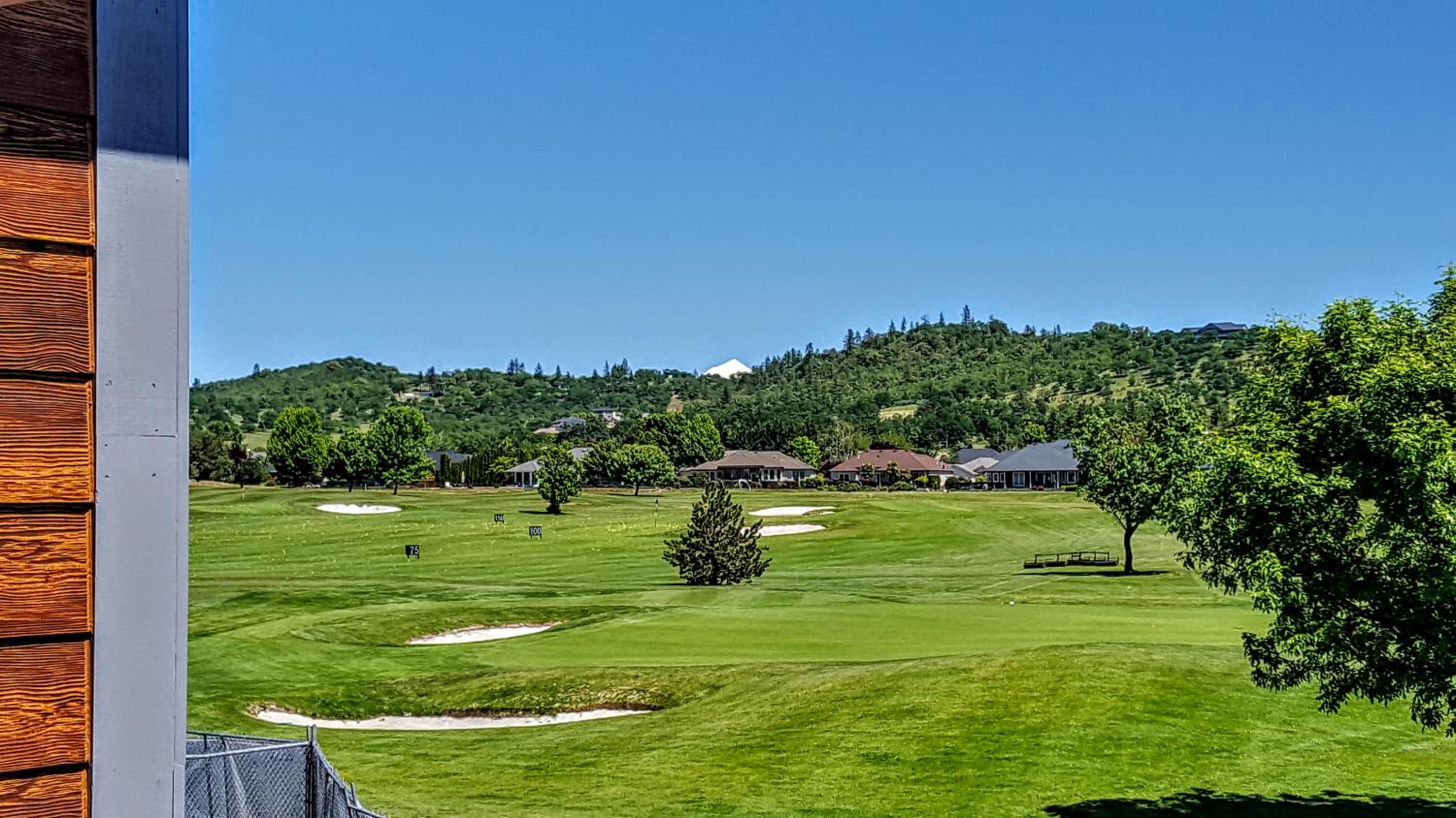 Medford Vacations - Resort at Eagle Point Golf Club Lodging - Property Image 15