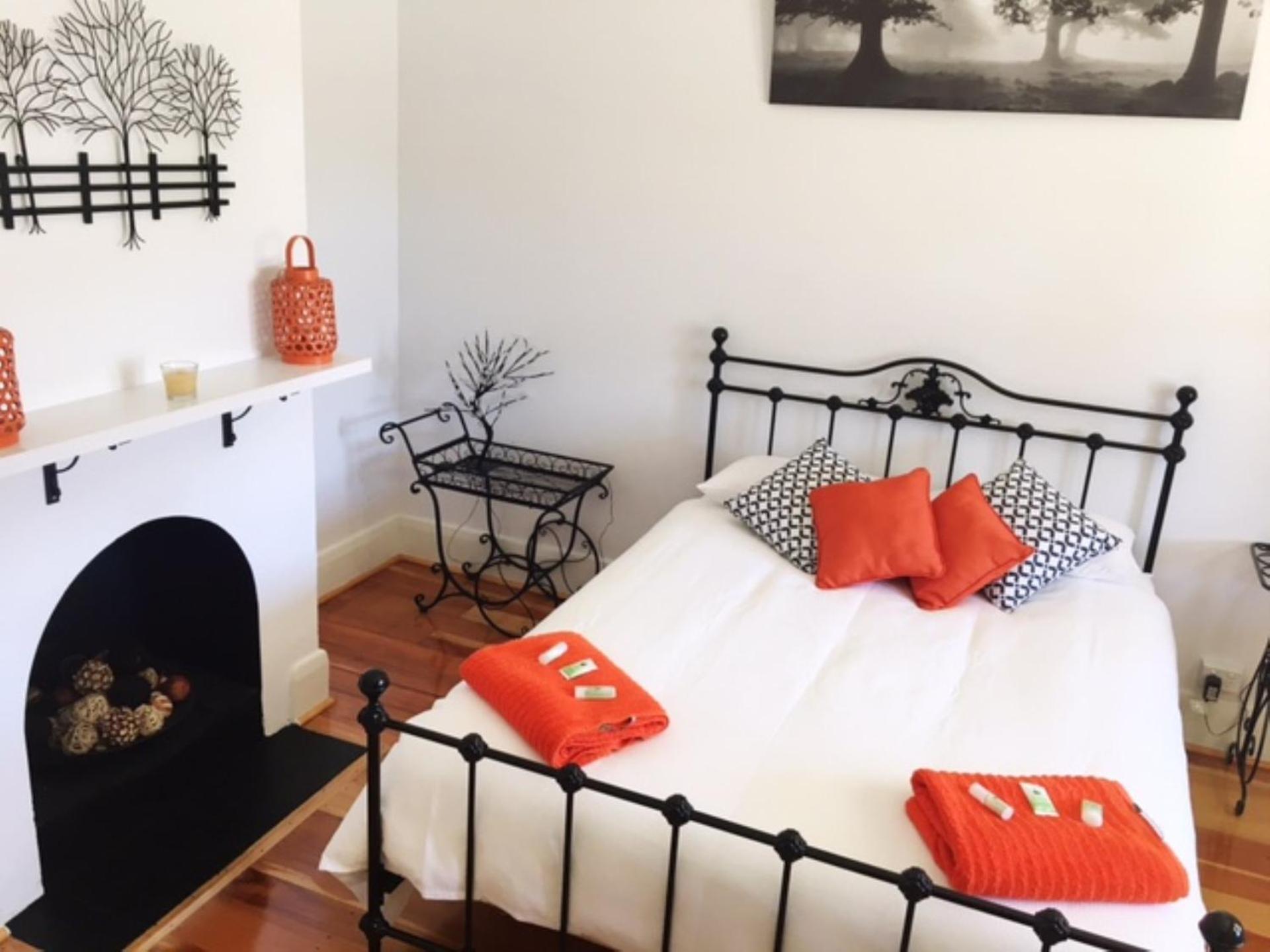 Agnes Cottage Bed & Breakfast