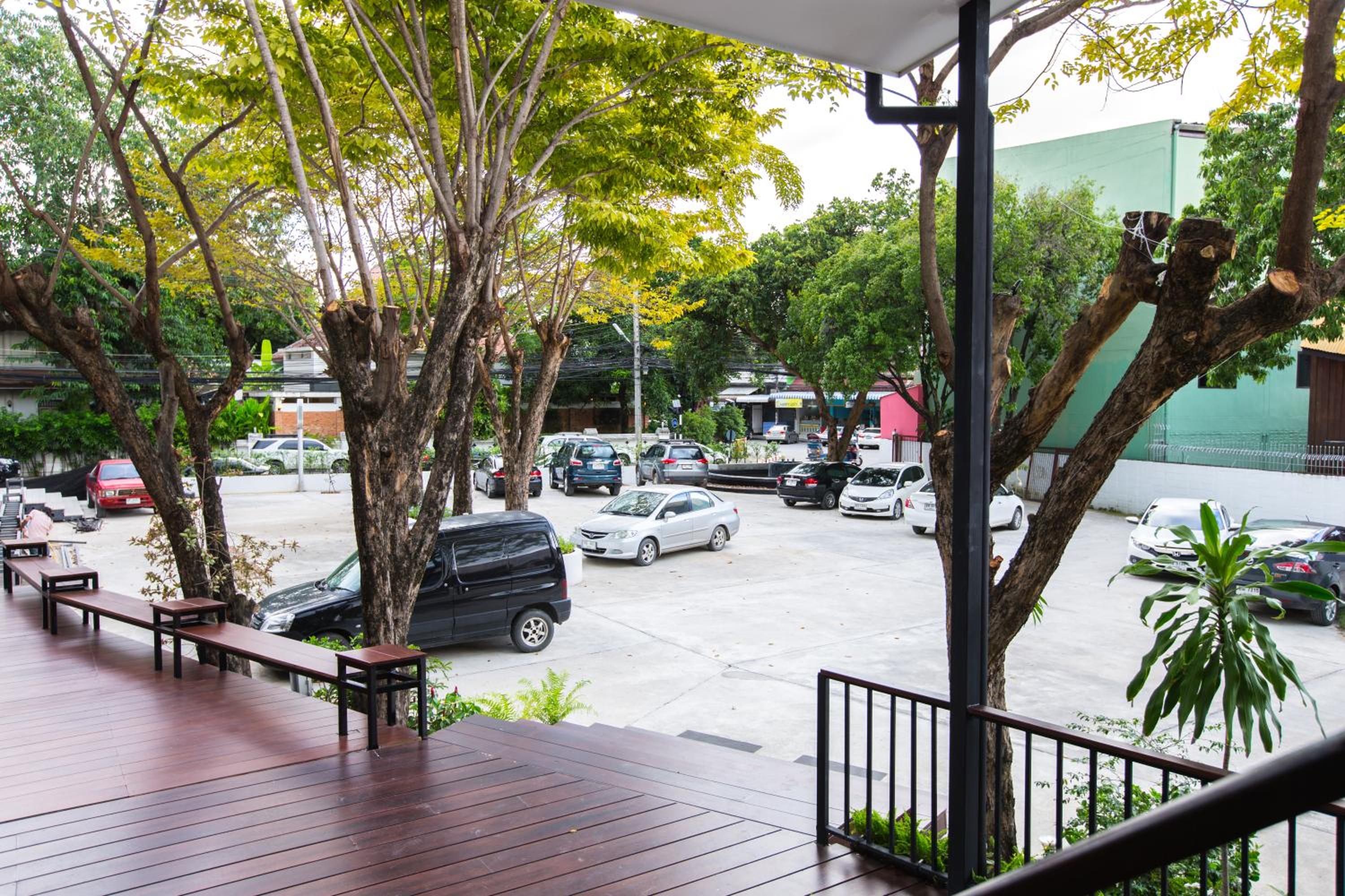 Chiangmai Midpoint Activity Hostel