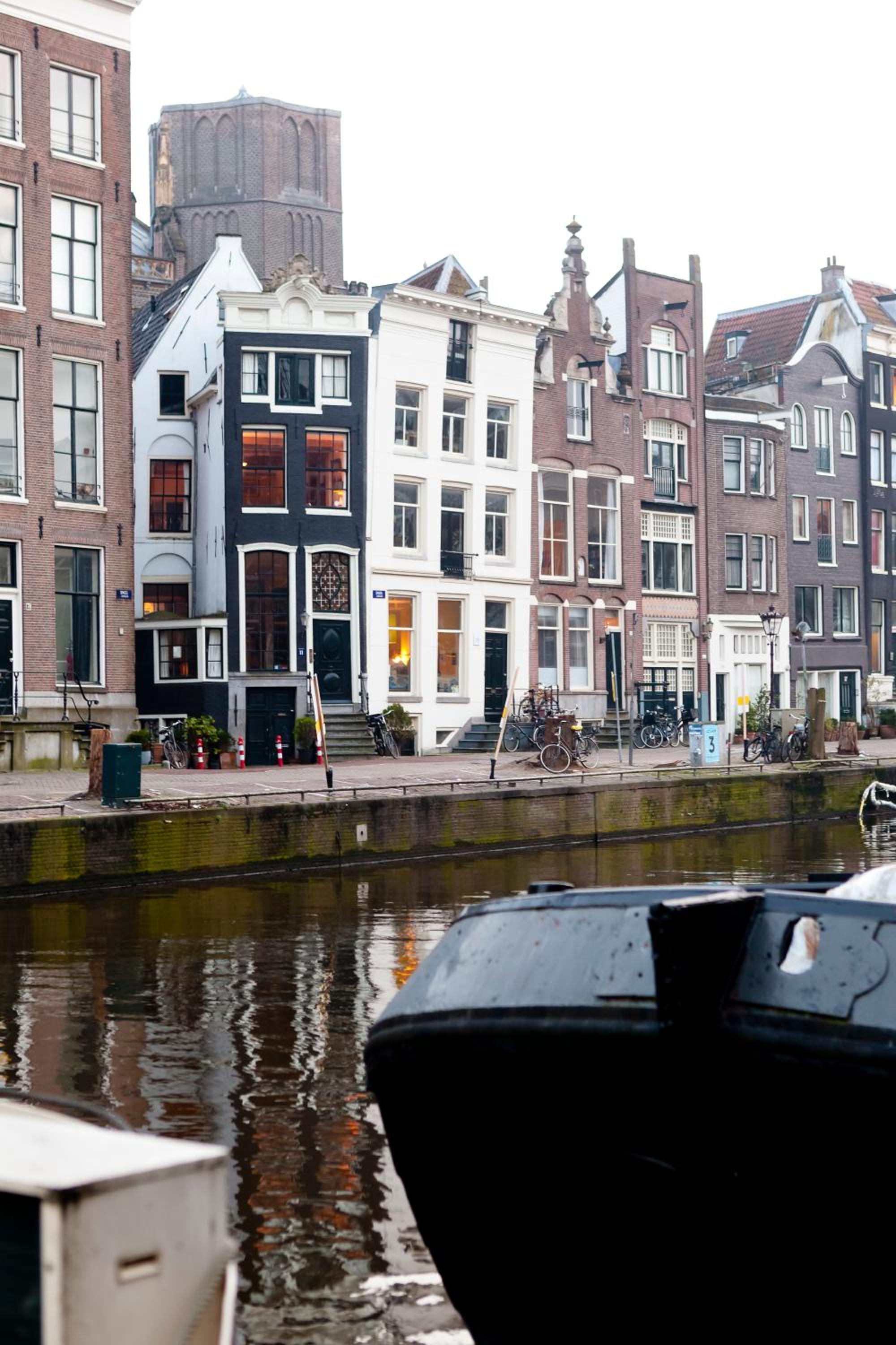 Classy Room 17th C Canalhouse photo 3