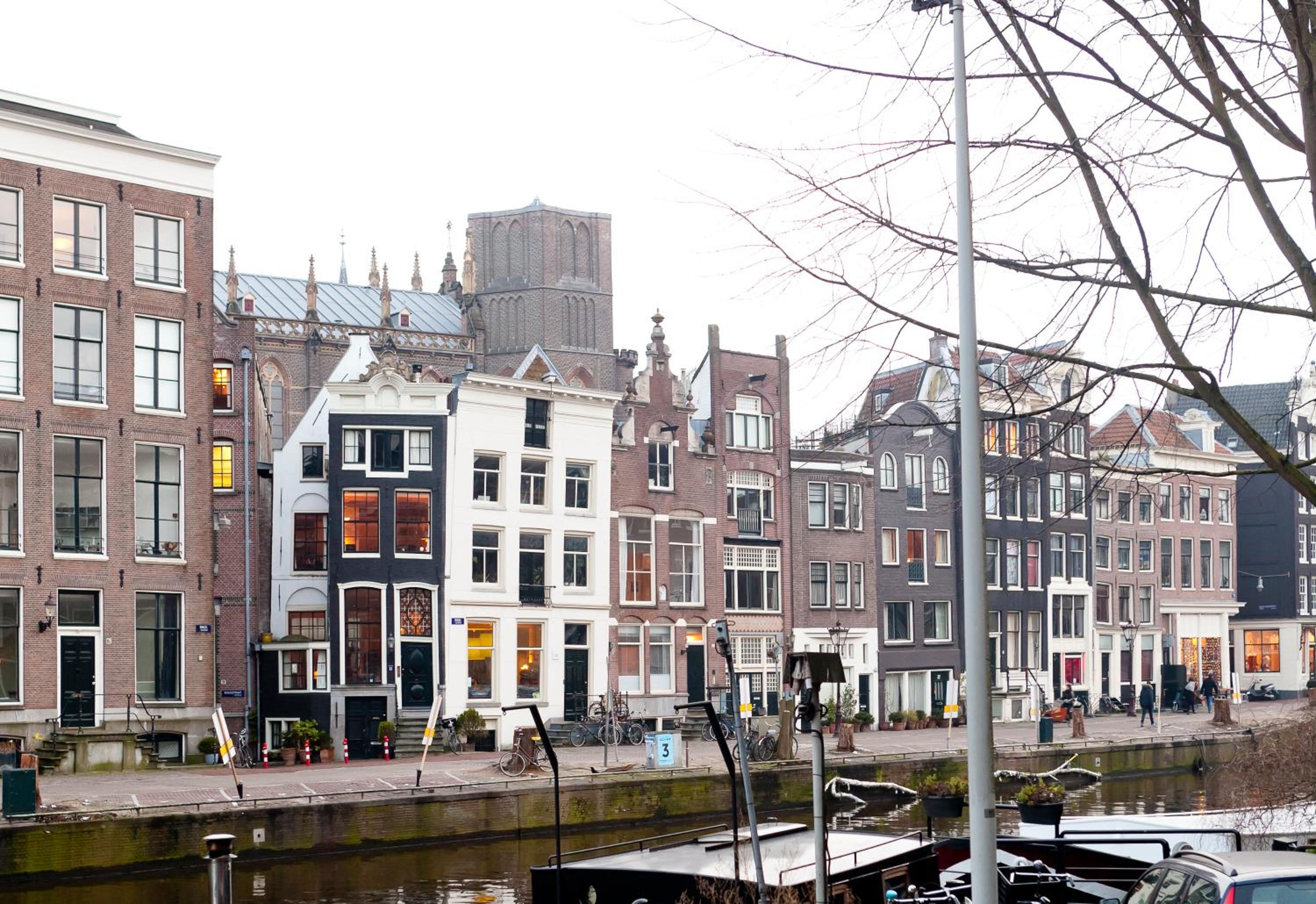 Classy Room 17th C Canalhouse photo 4