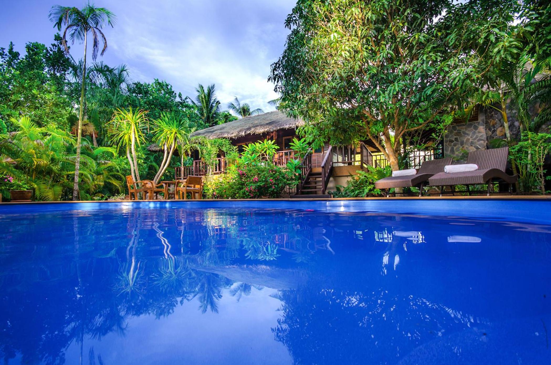 Koh Jum Beach Villas 