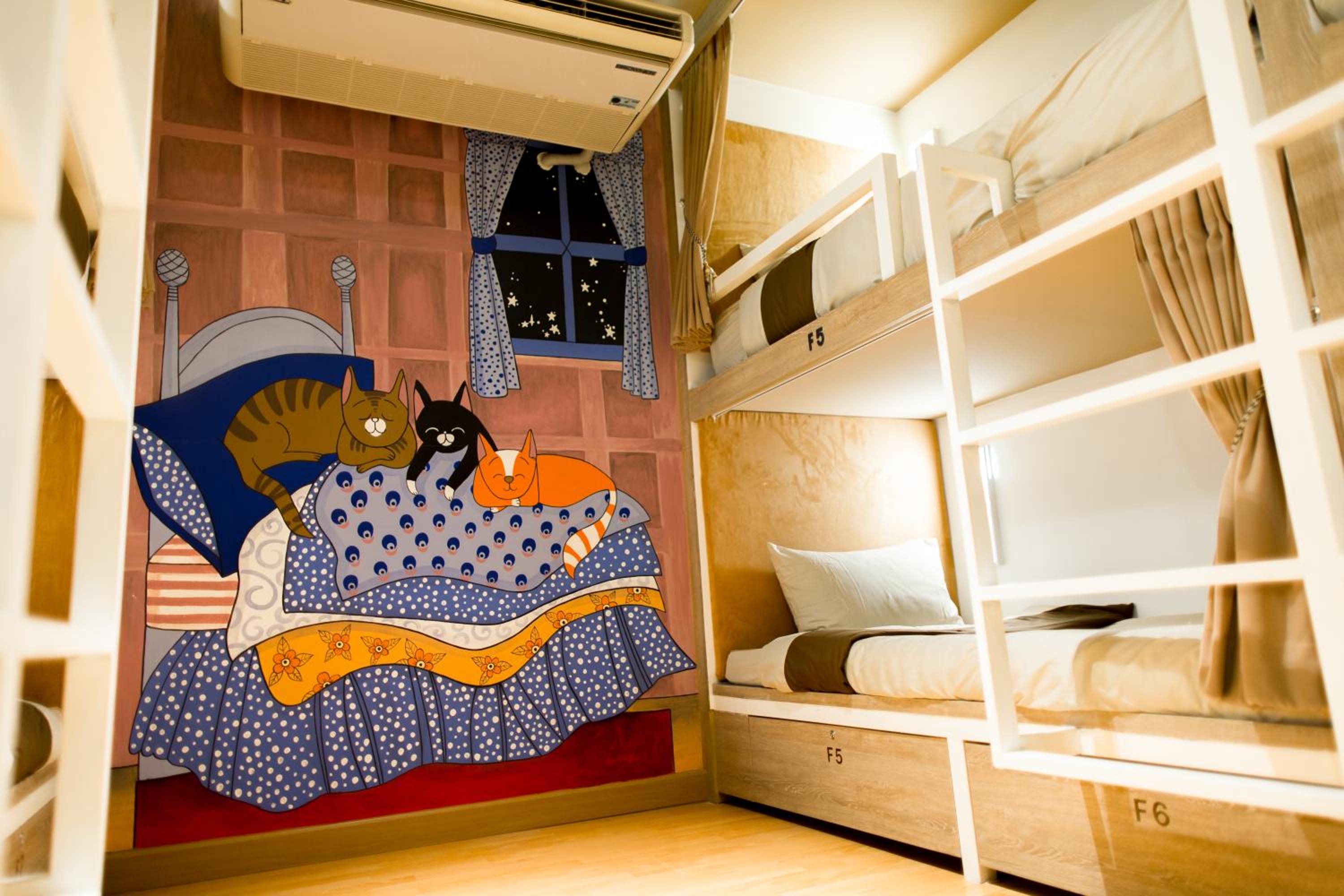 Chiangmai Midpoint Activity Hostel