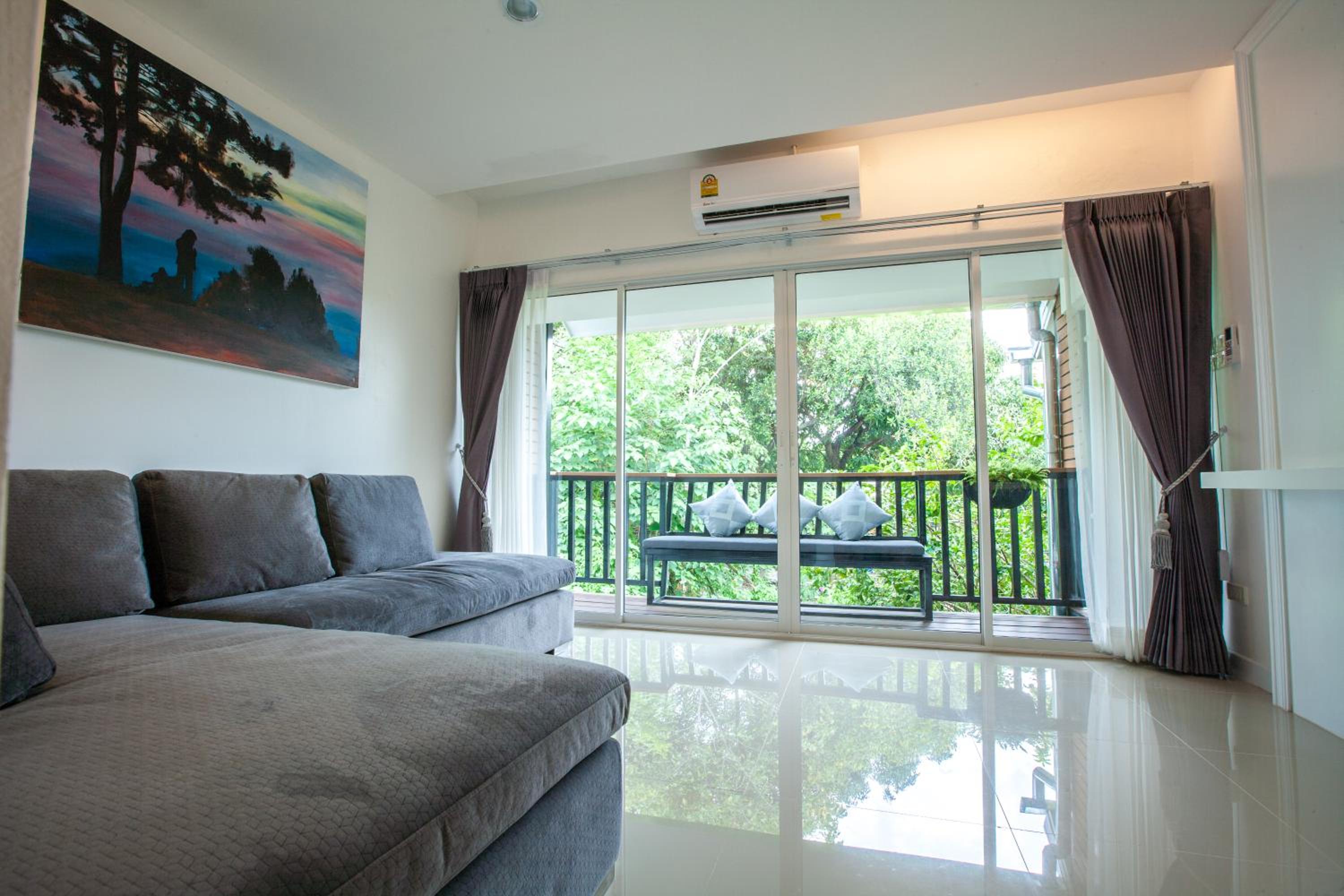 Chiangmai Midpoint Activity Hostel