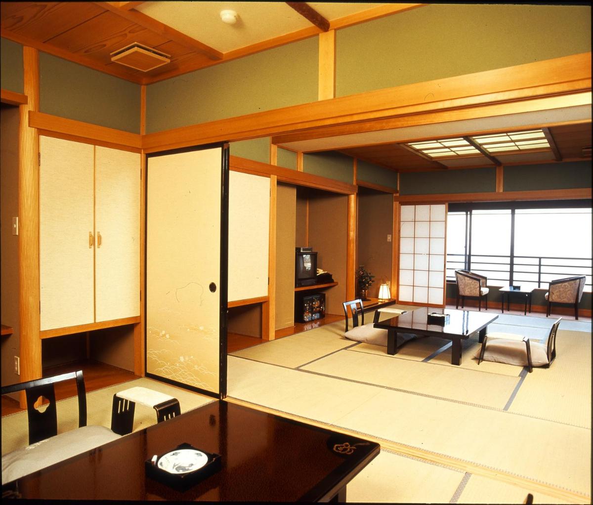 Shin-Kaikatei Izumi 24