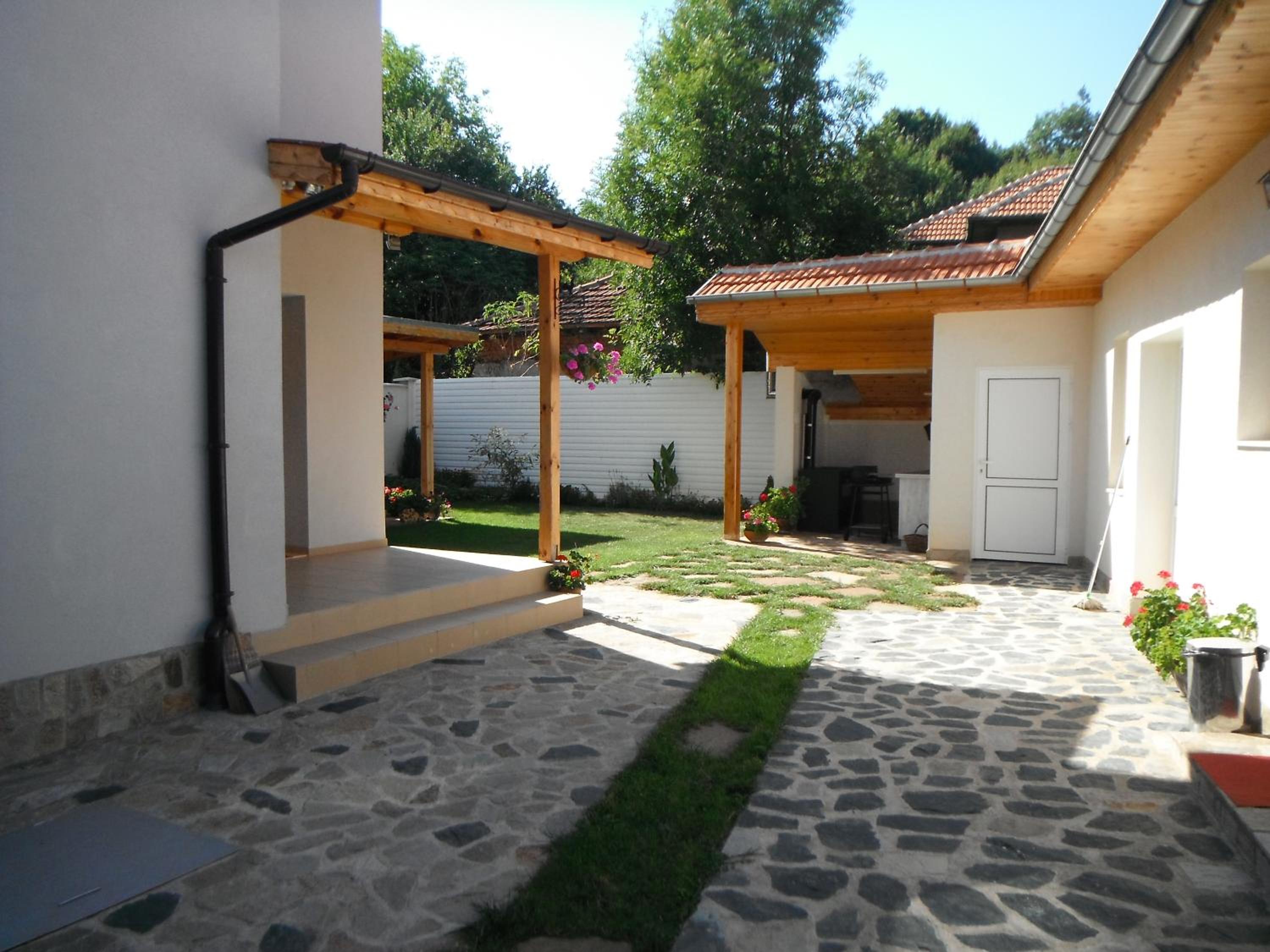 Photo 27