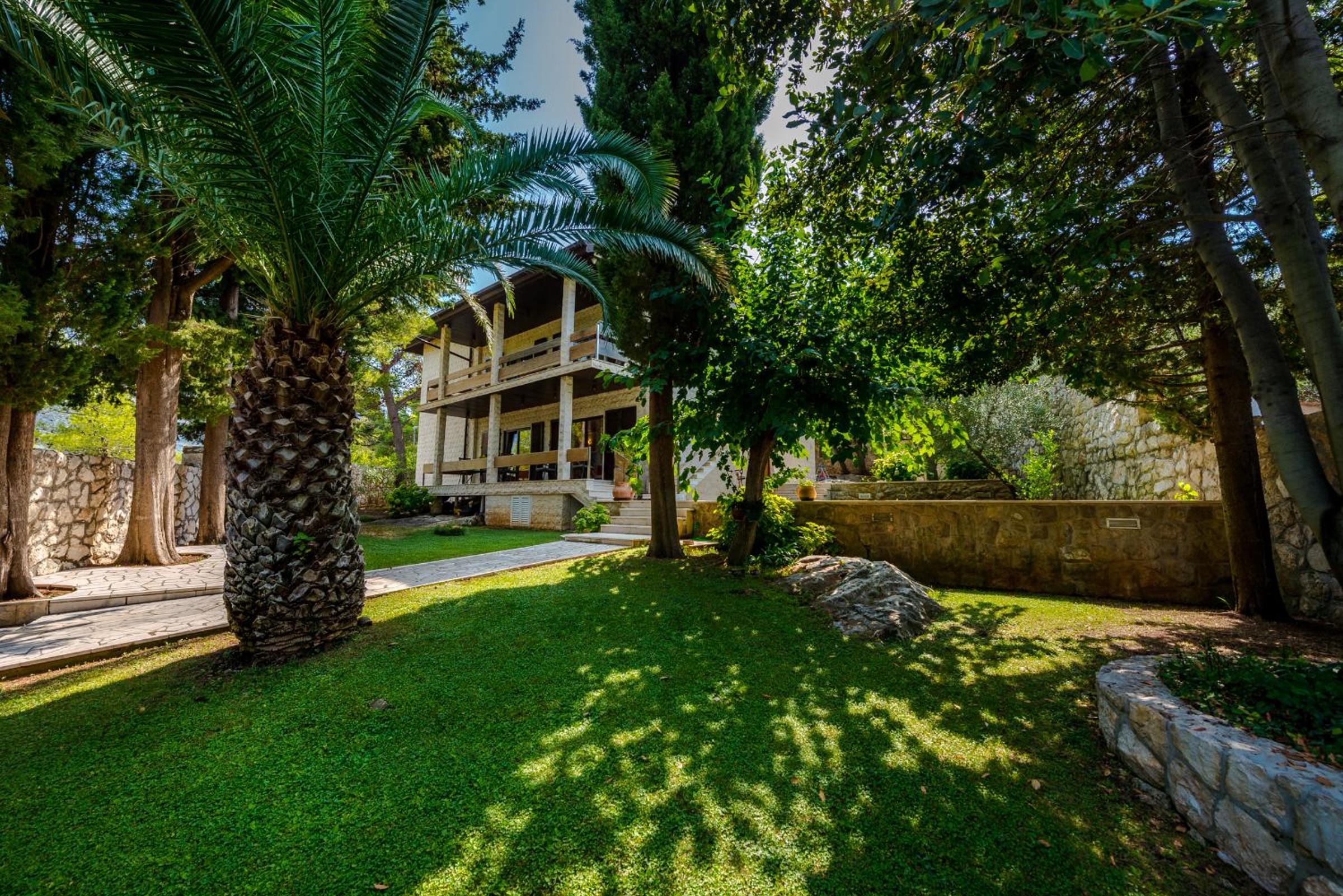 Hotel Apartment Dora - Image 1