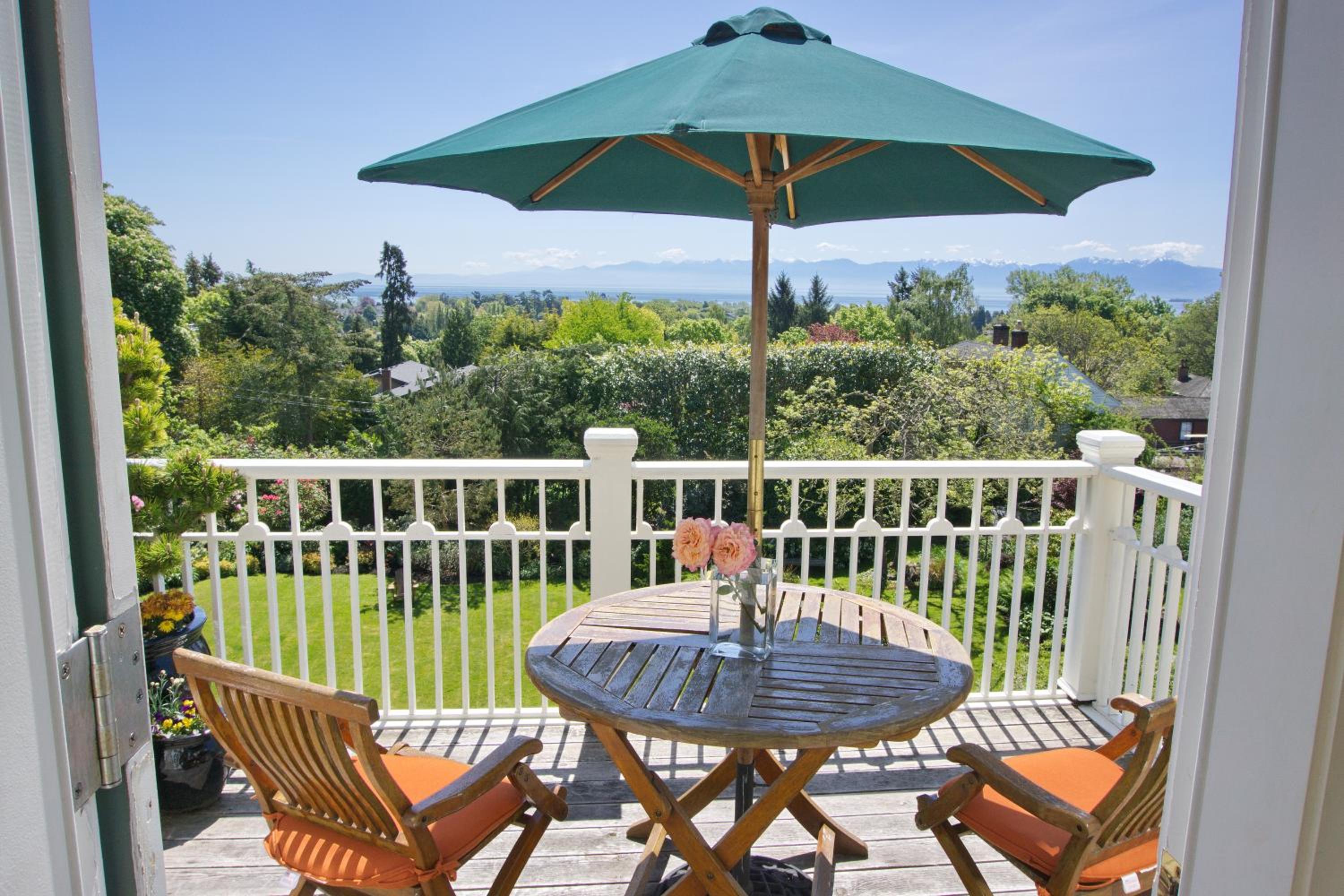 Fairholme Manor Inn - Image 2