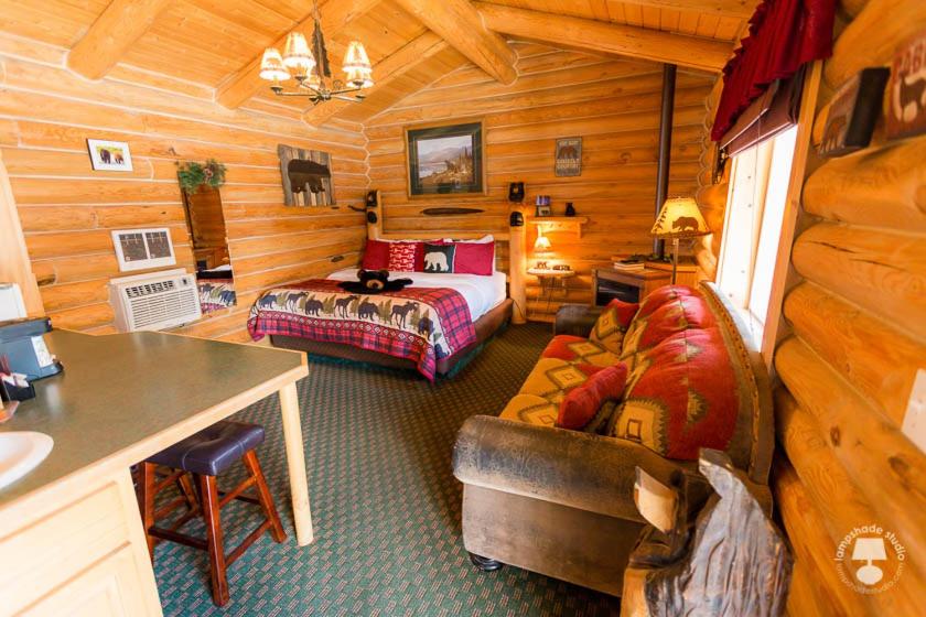 Cabin Creek Inn