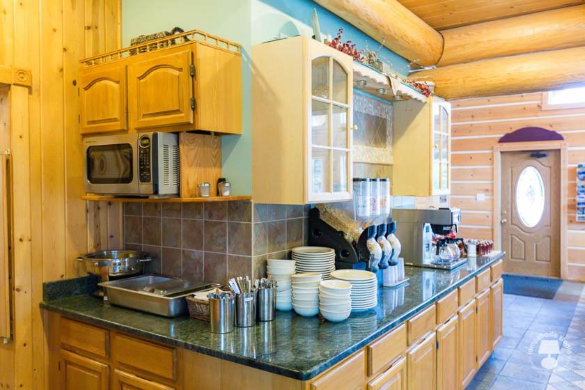 Cabin Creek Inn