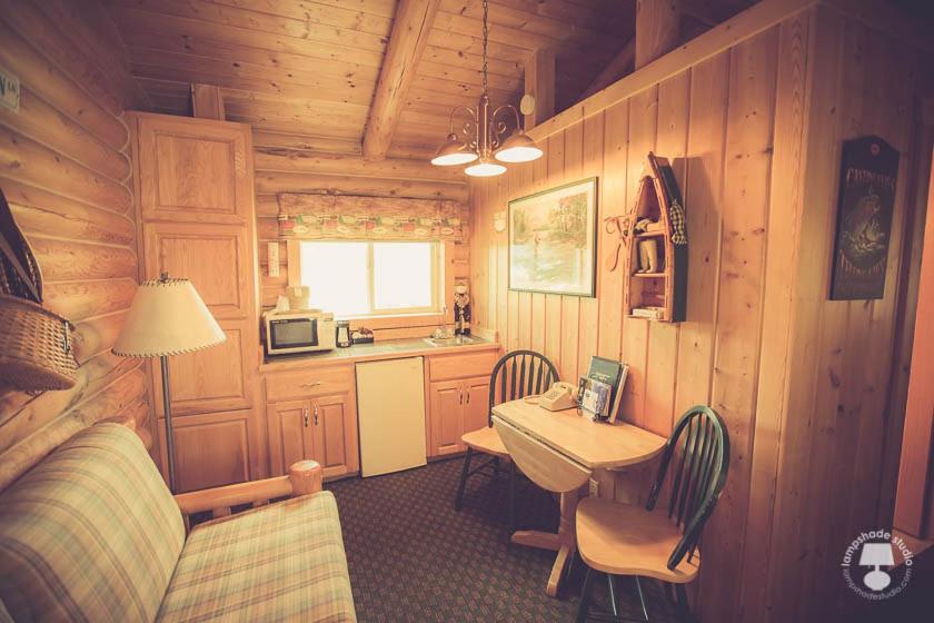 Cabin Creek Inn