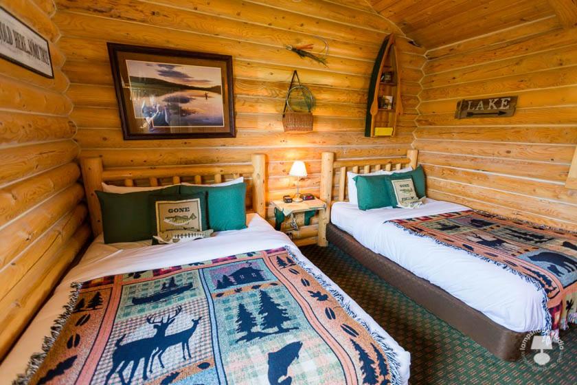 Cabin Creek Inn