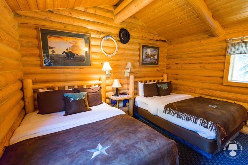 Cabin Creek Inn