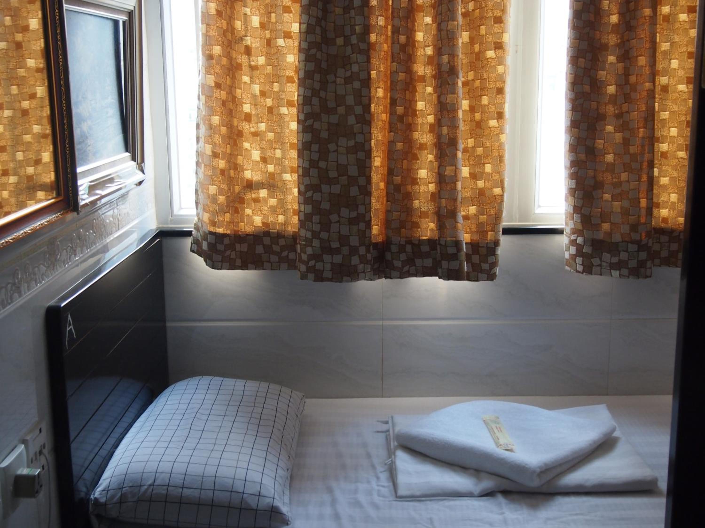 Traveller's Hostel
