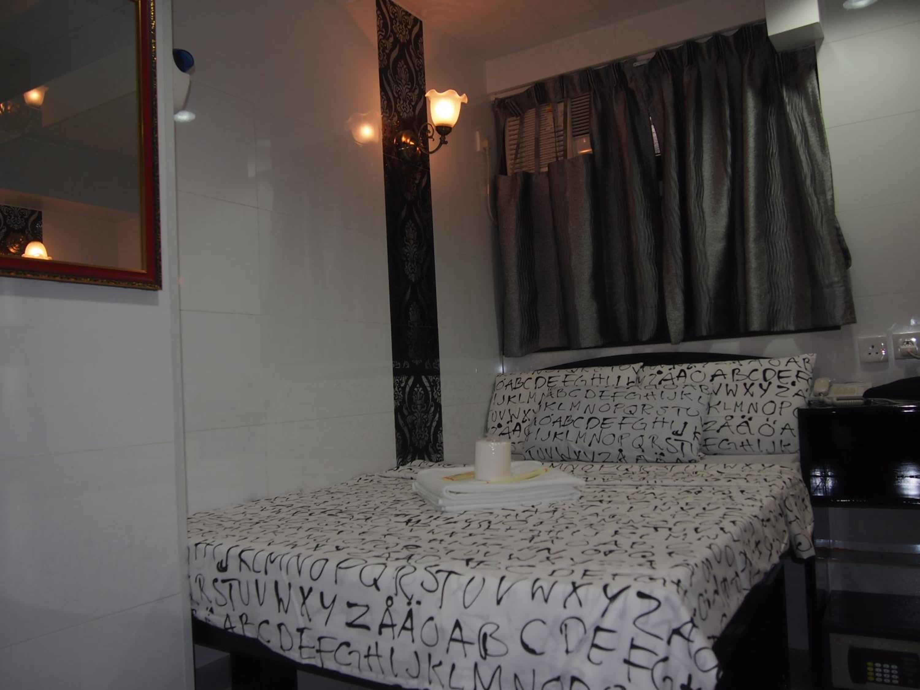 Traveller's Hostel