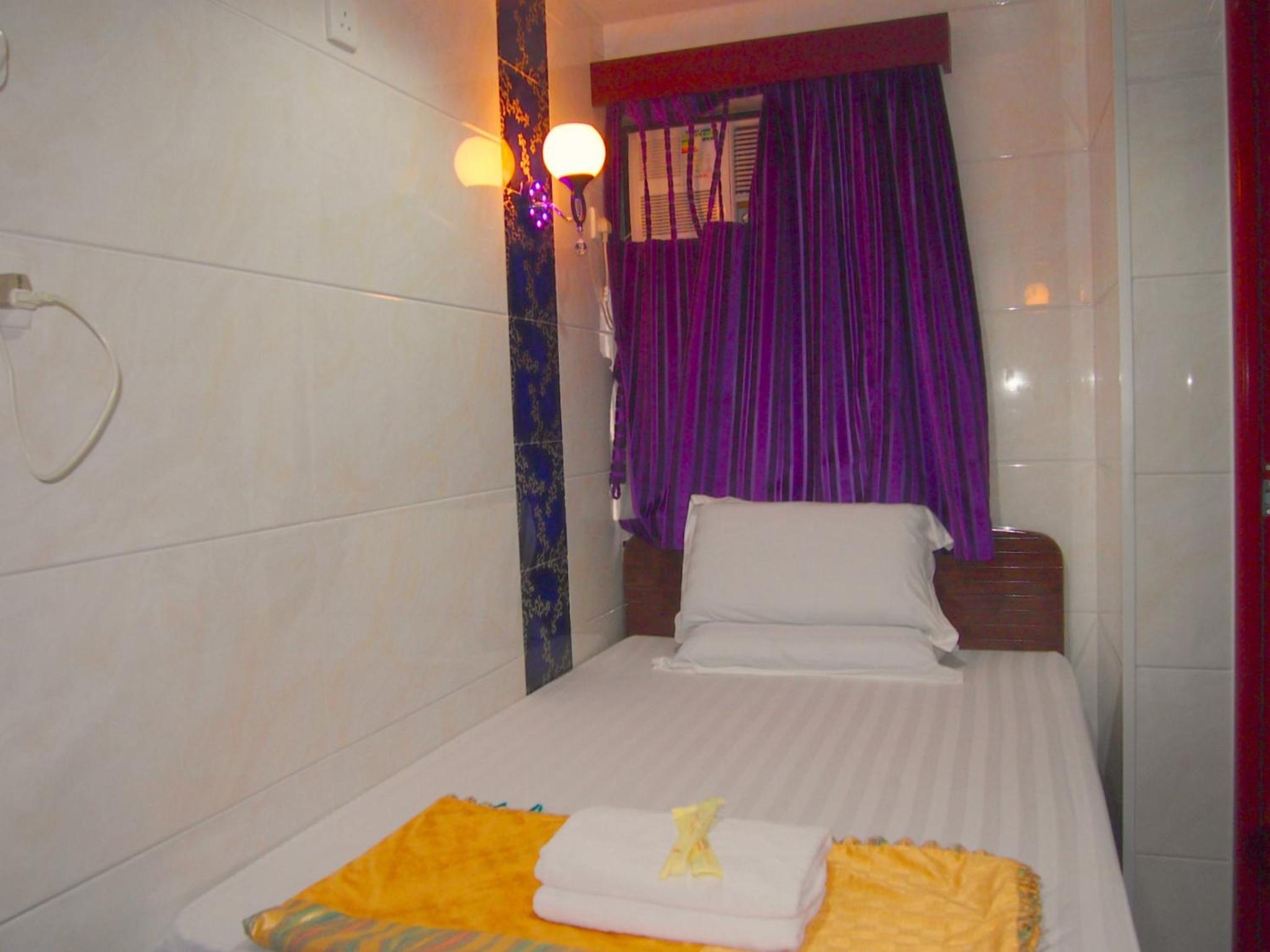 Traveller's Hostel