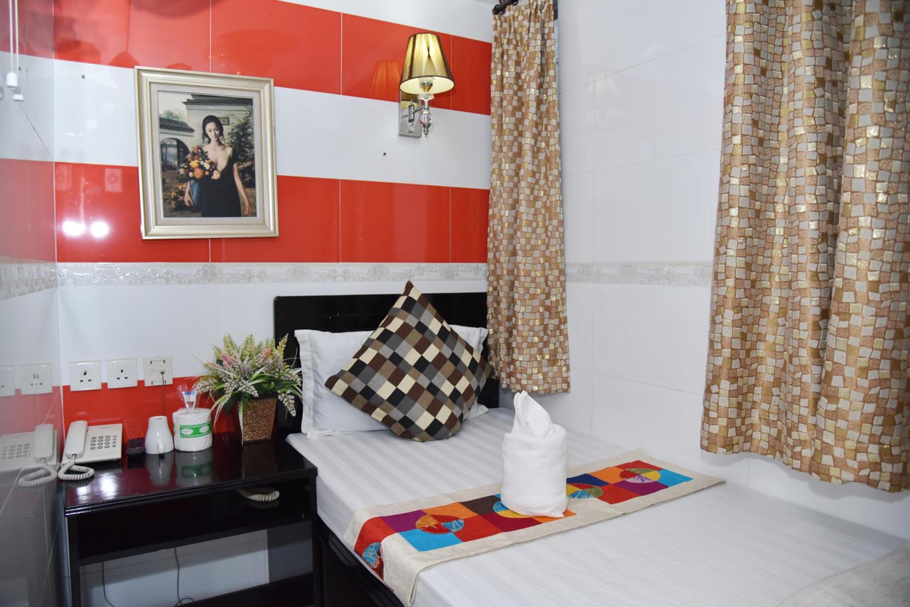 Traveller's Hostel