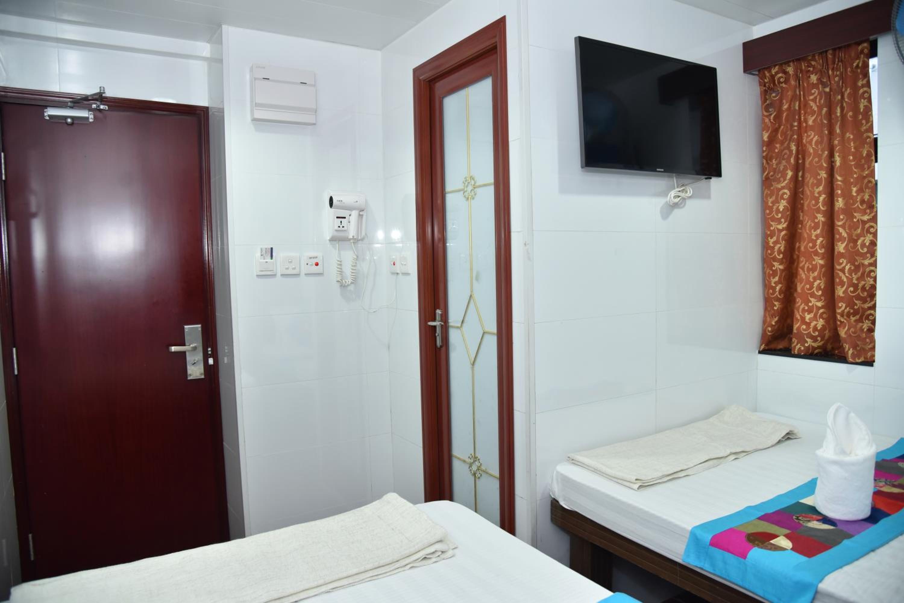 Traveller's Hostel