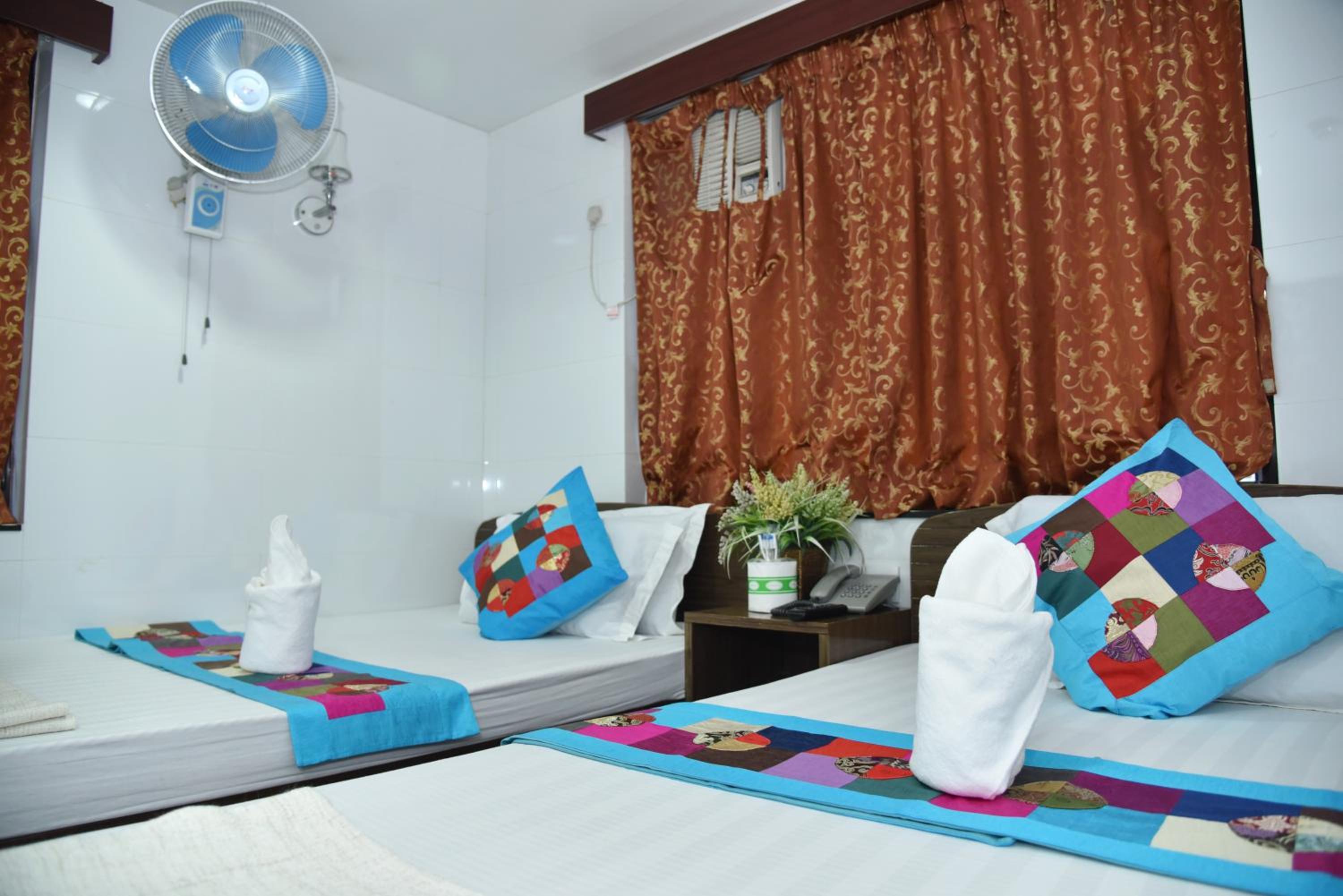 Traveller's Hostel