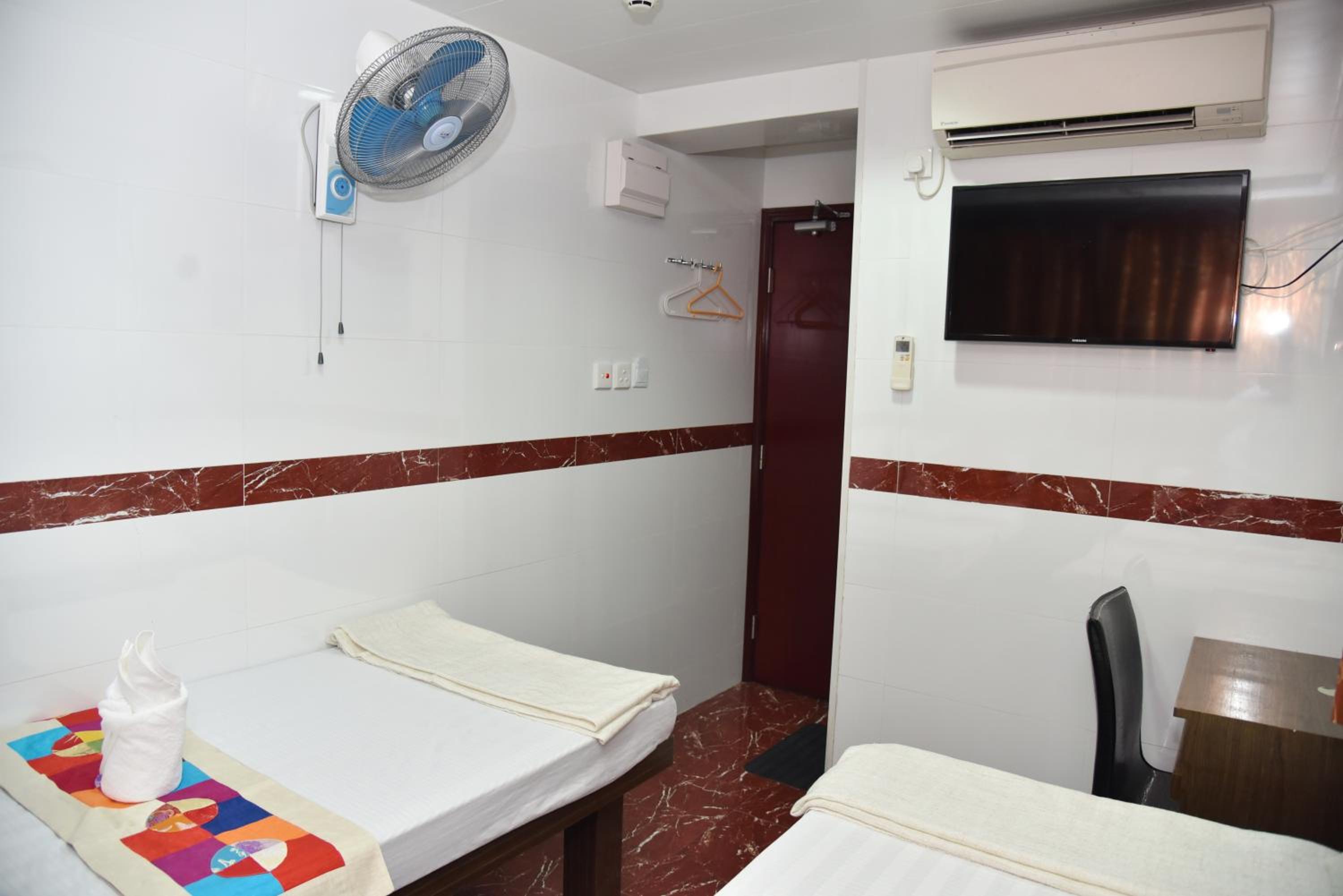 Traveller's Hostel