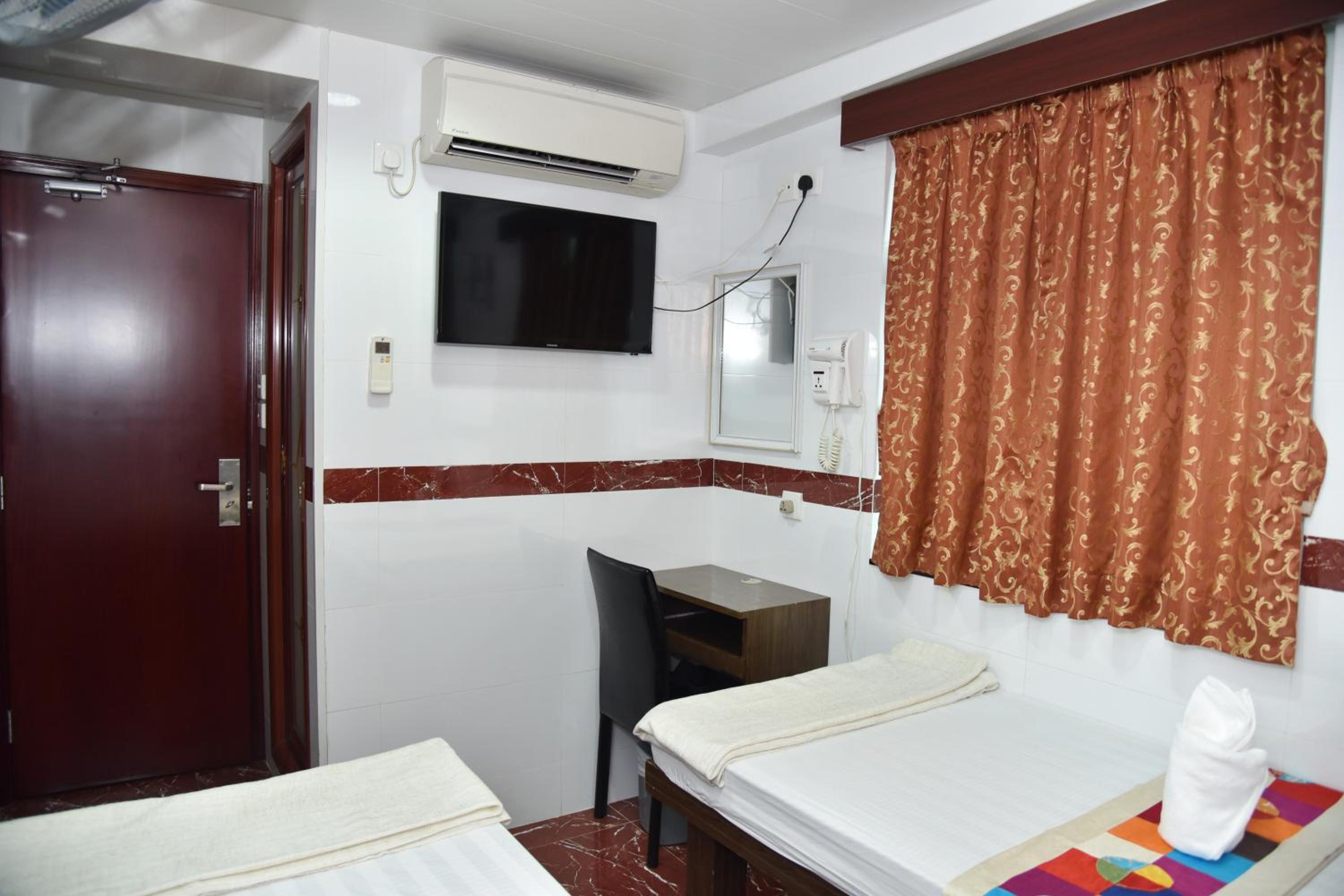 Traveller's Hostel