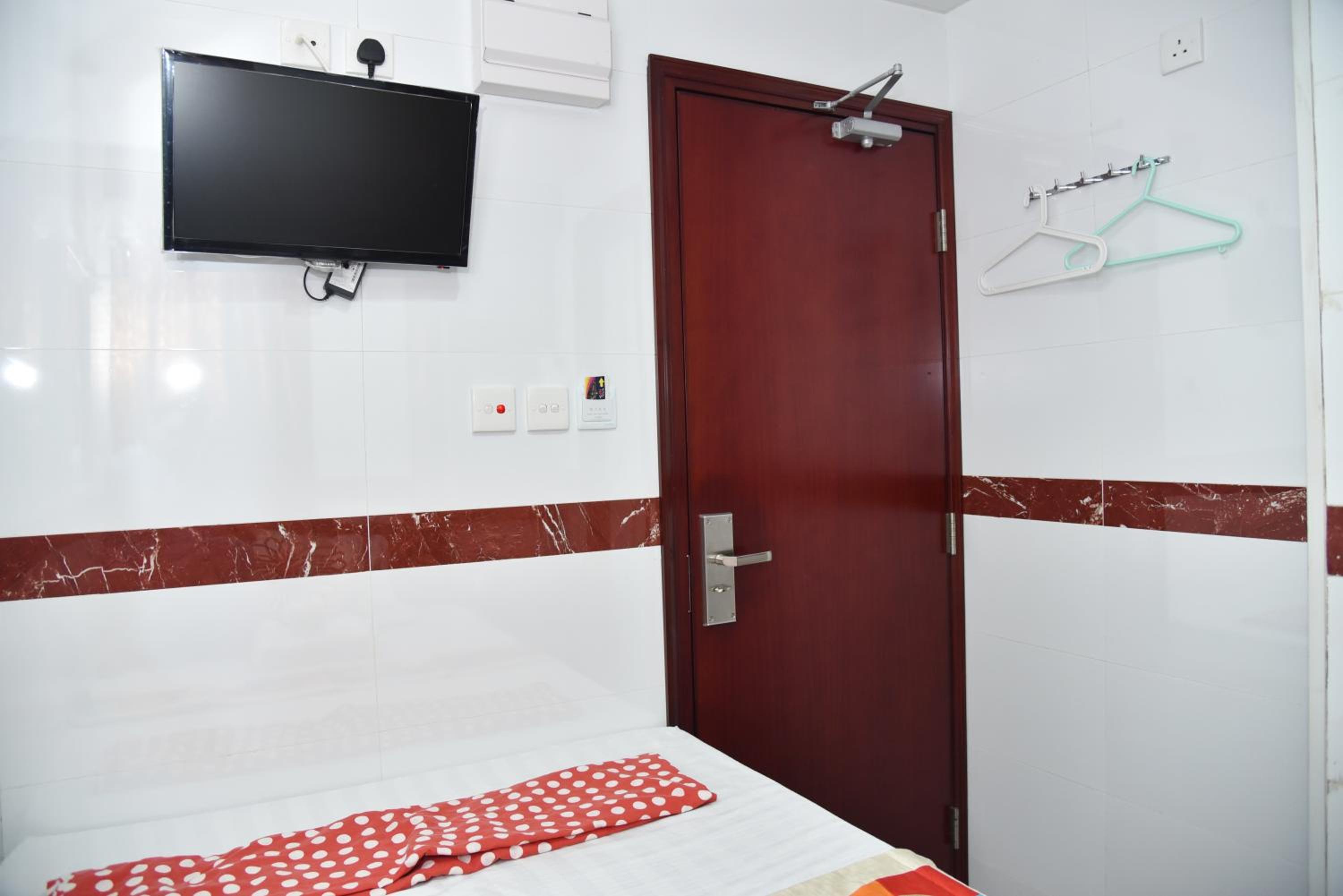 Traveller's Hostel