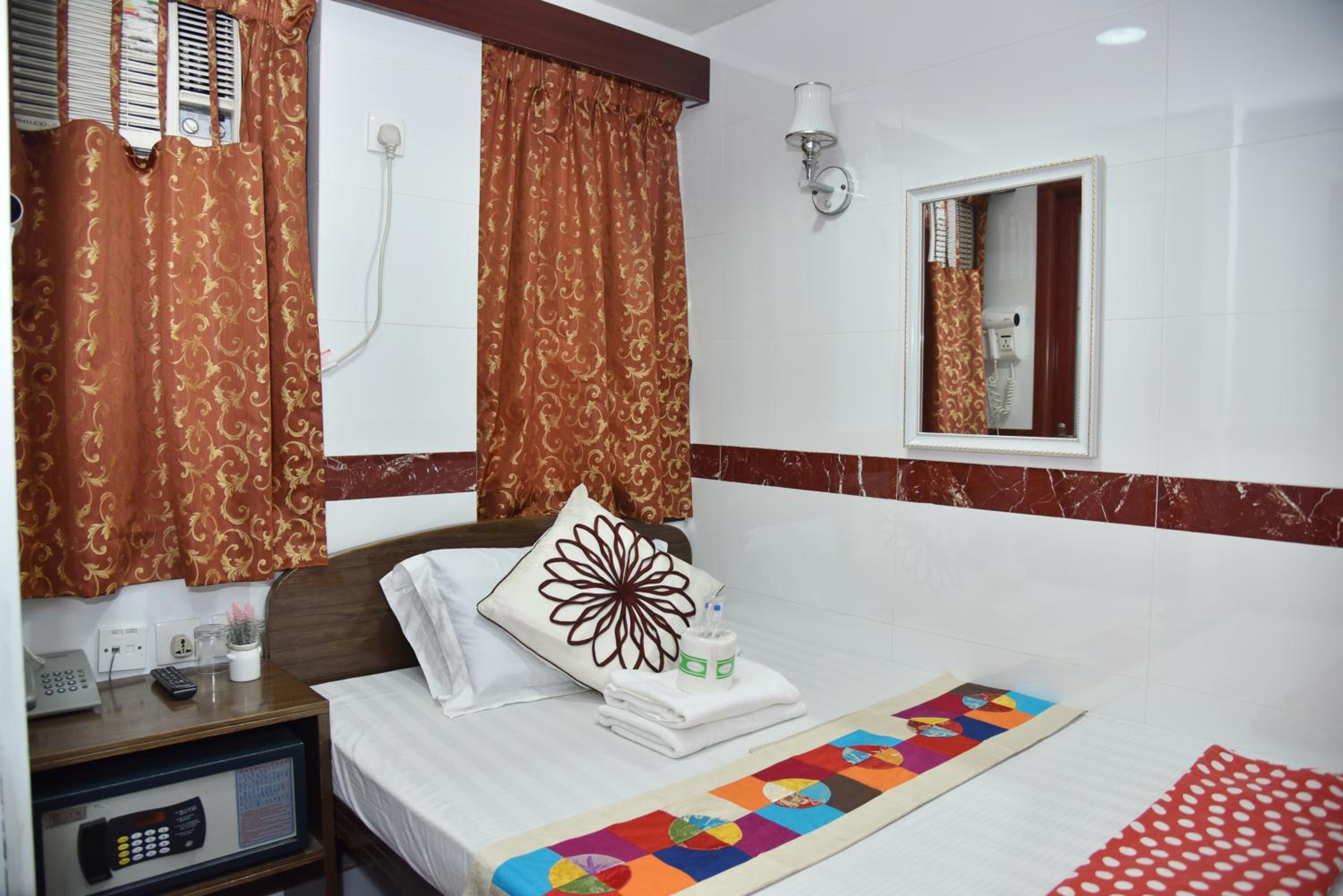 Traveller's Hostel