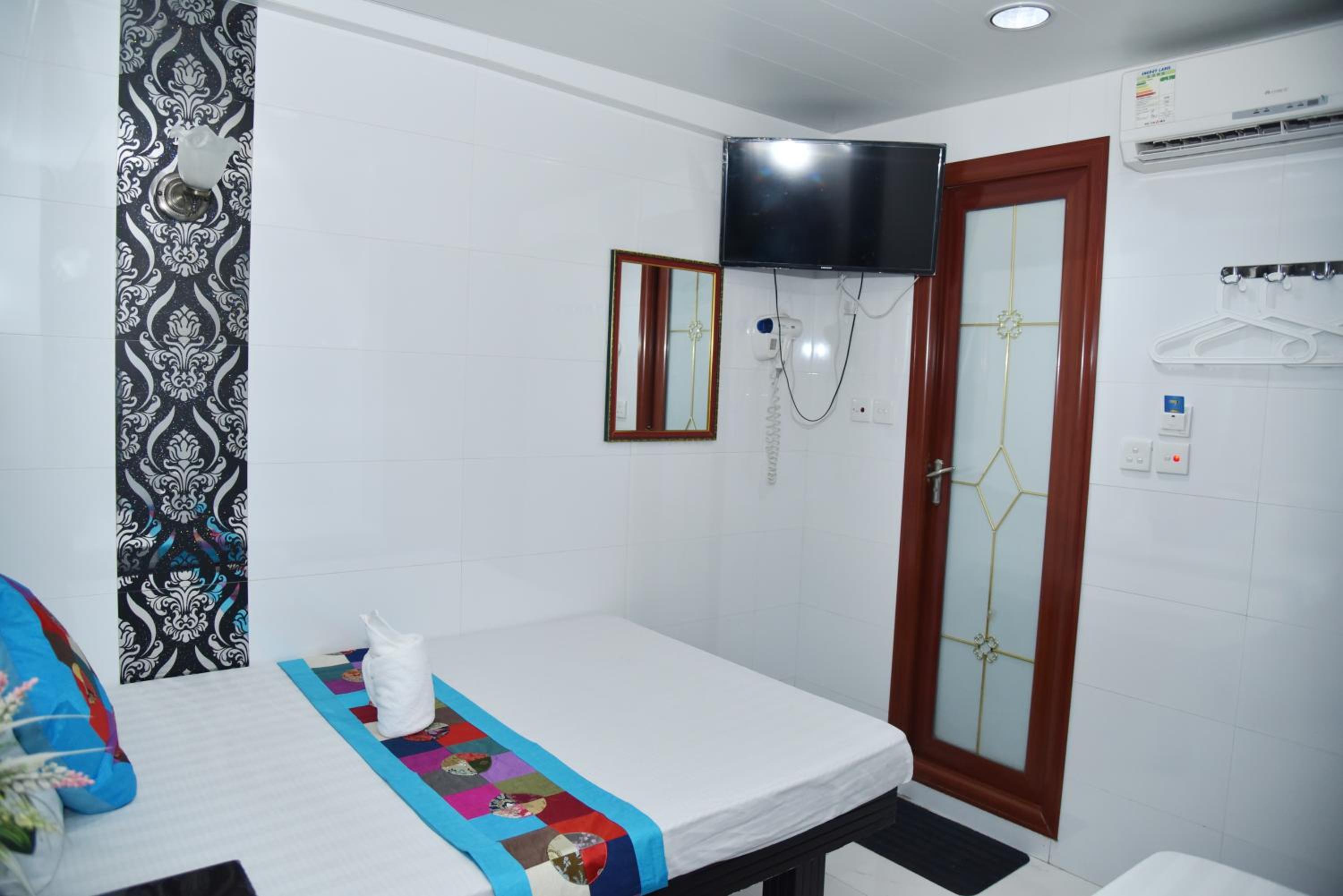 Traveller's Hostel