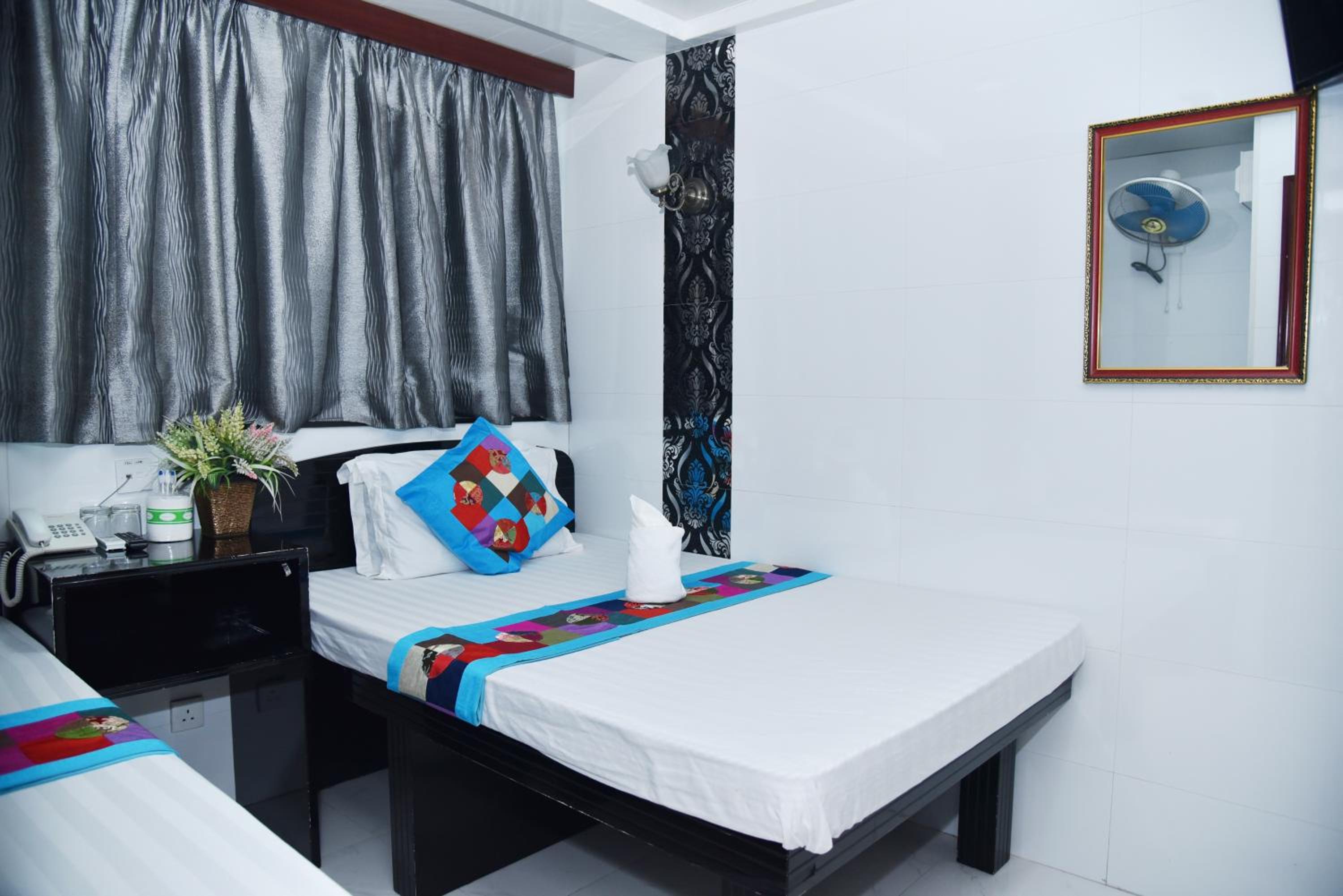 Traveller's Hostel