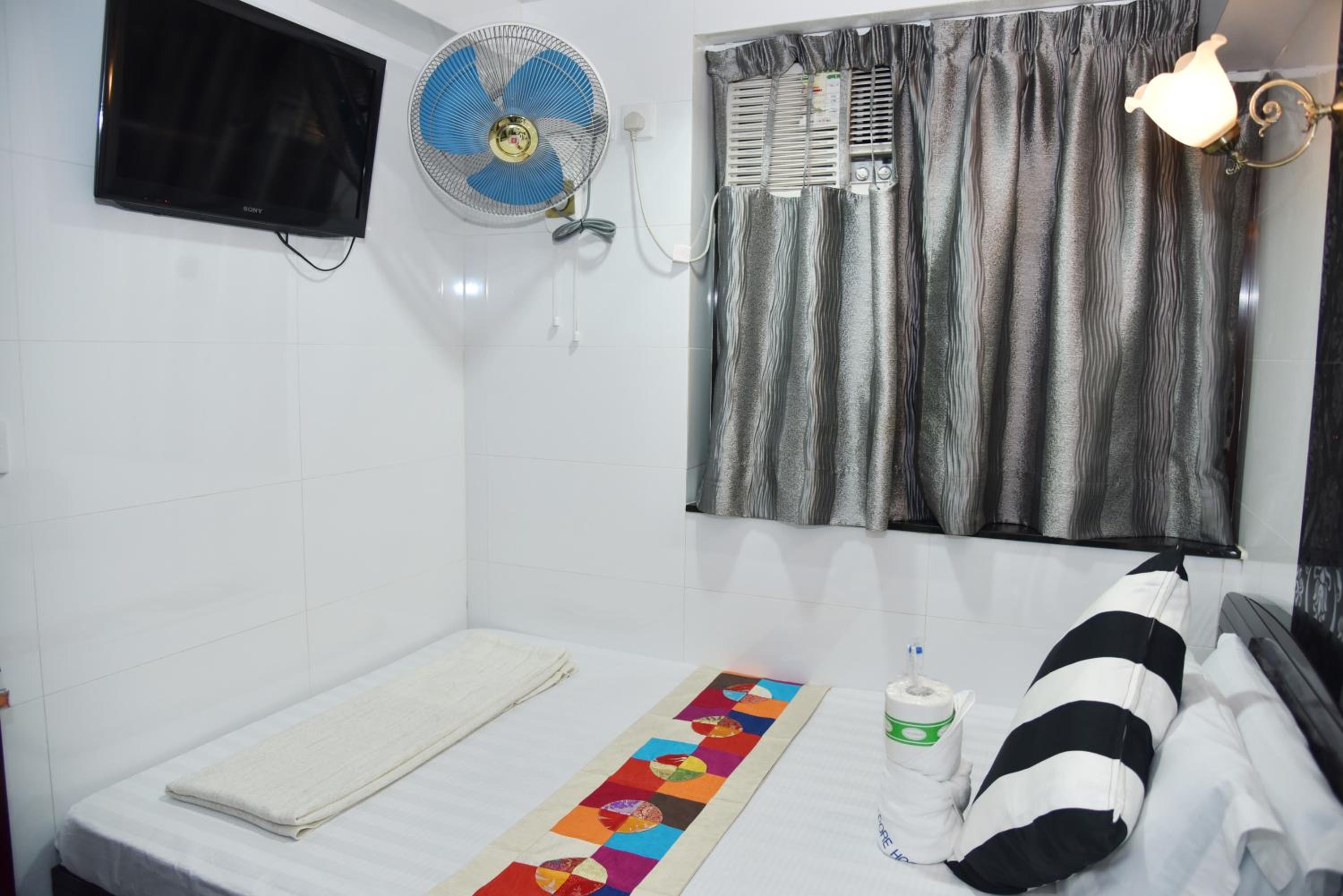 Traveller's Hostel