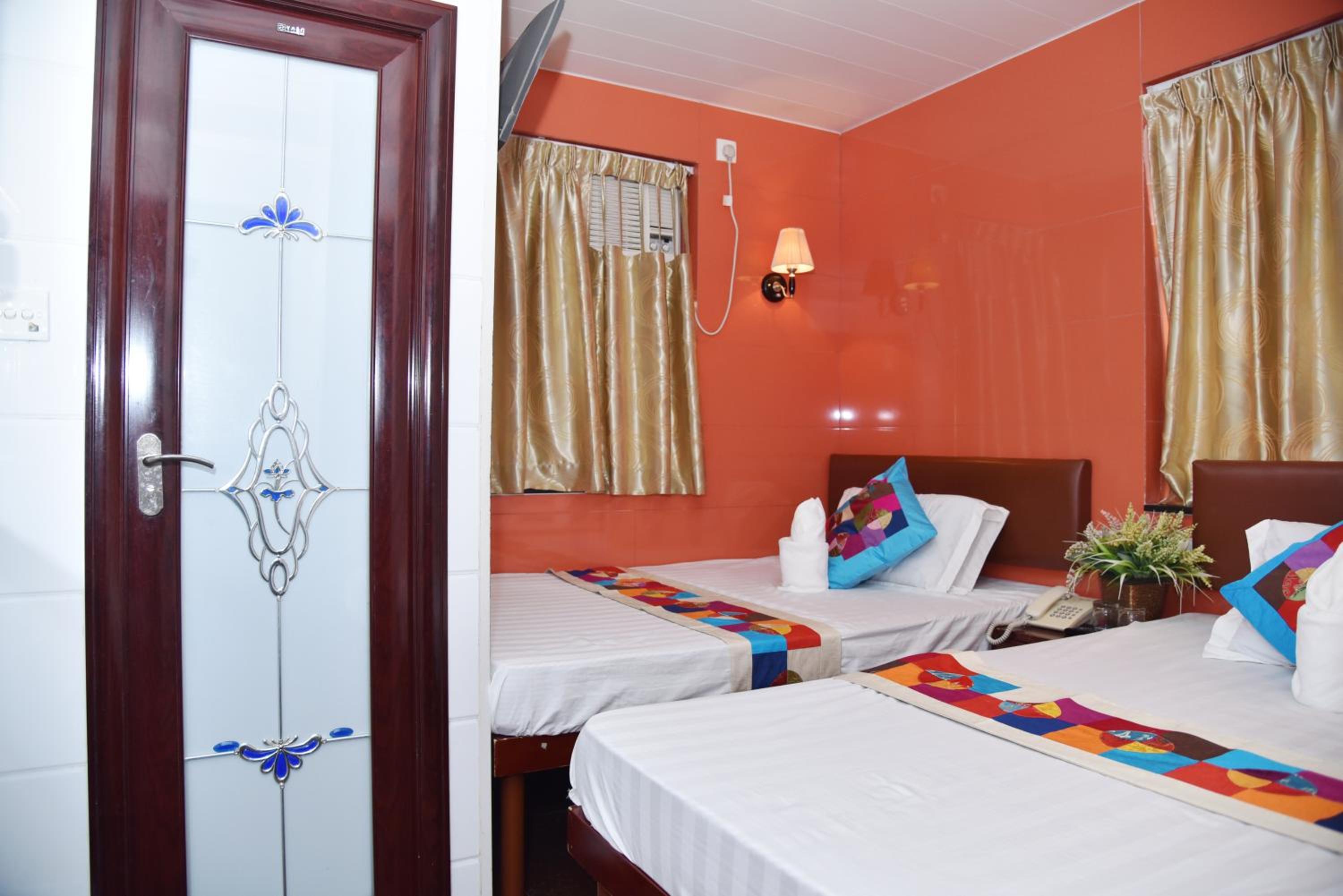 Traveller's Hostel