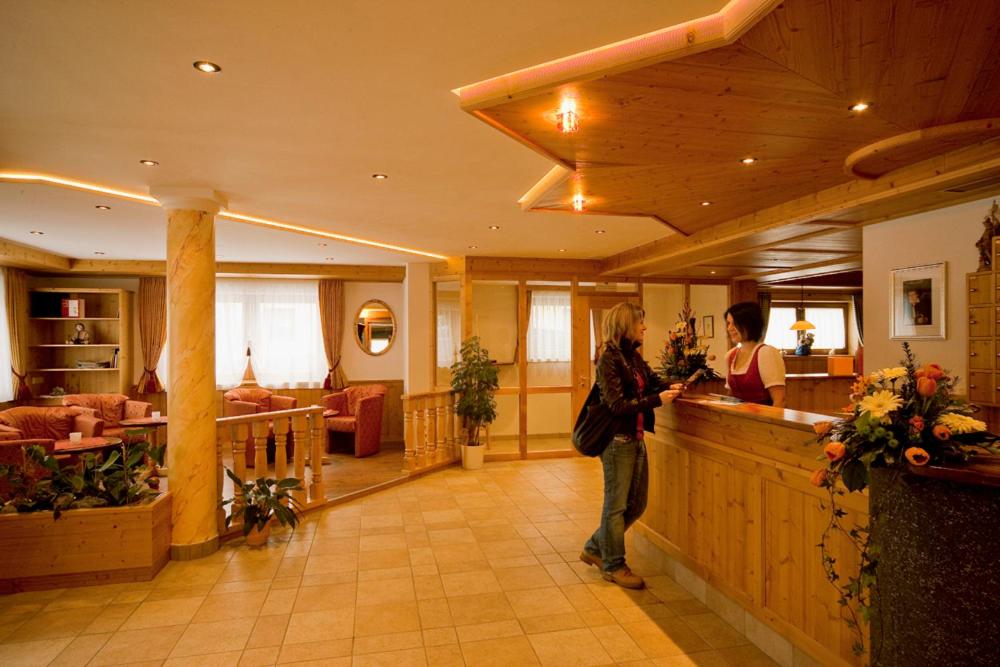 Schmalzlhof Hotel & Apartments