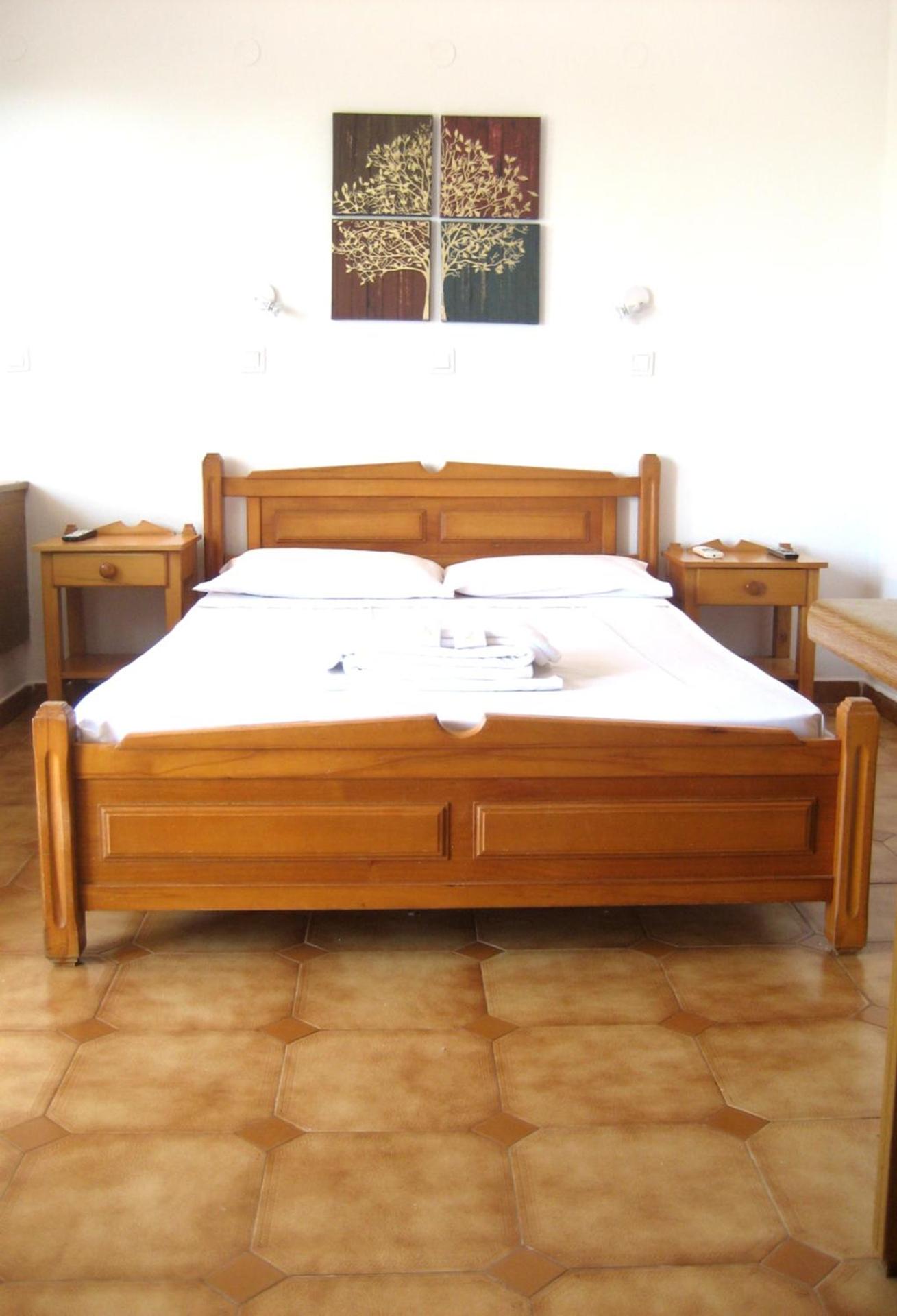 Corina Apartments , Corina 2-studios