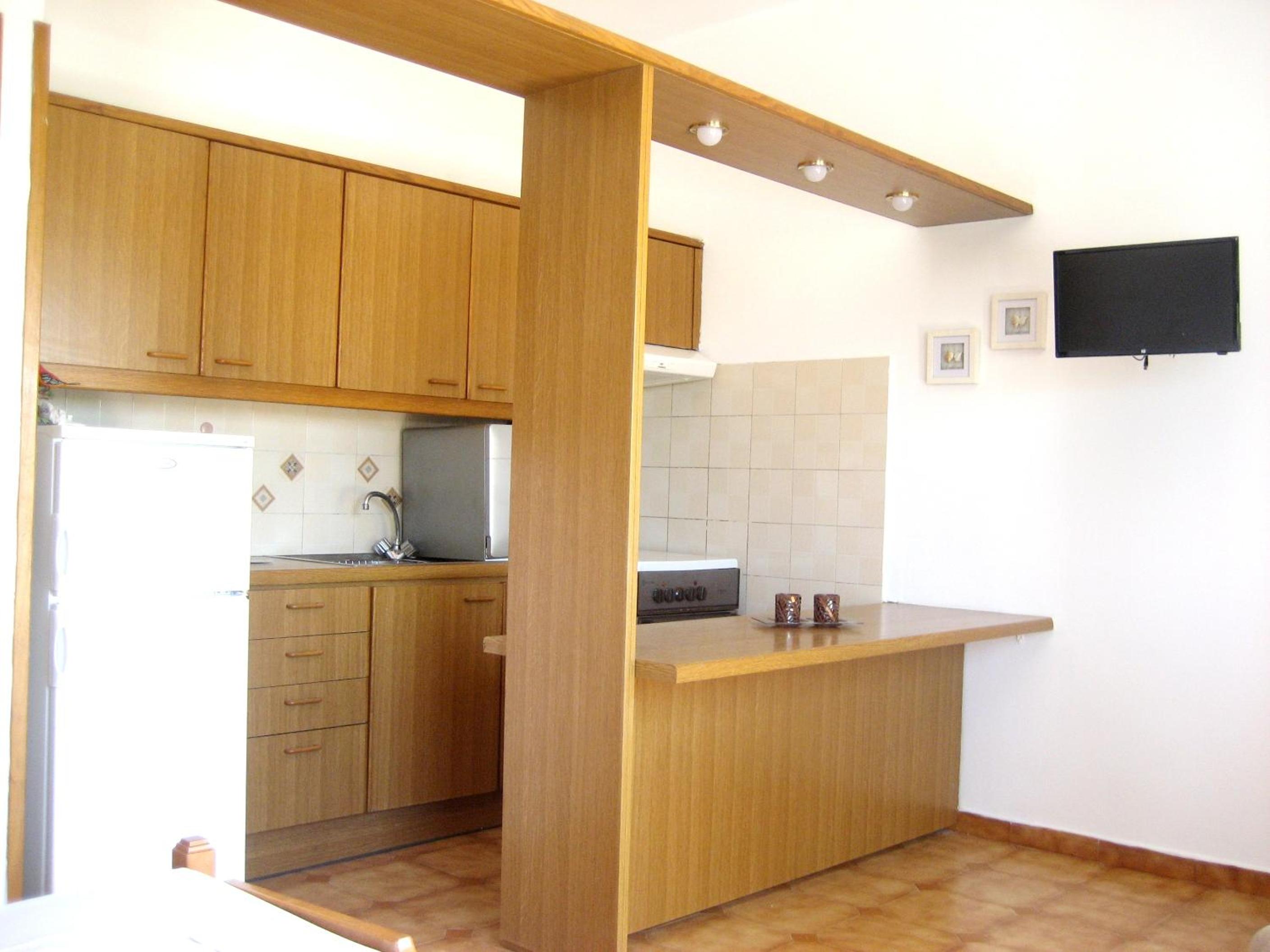 Corina Apartments , Corina 2-studios