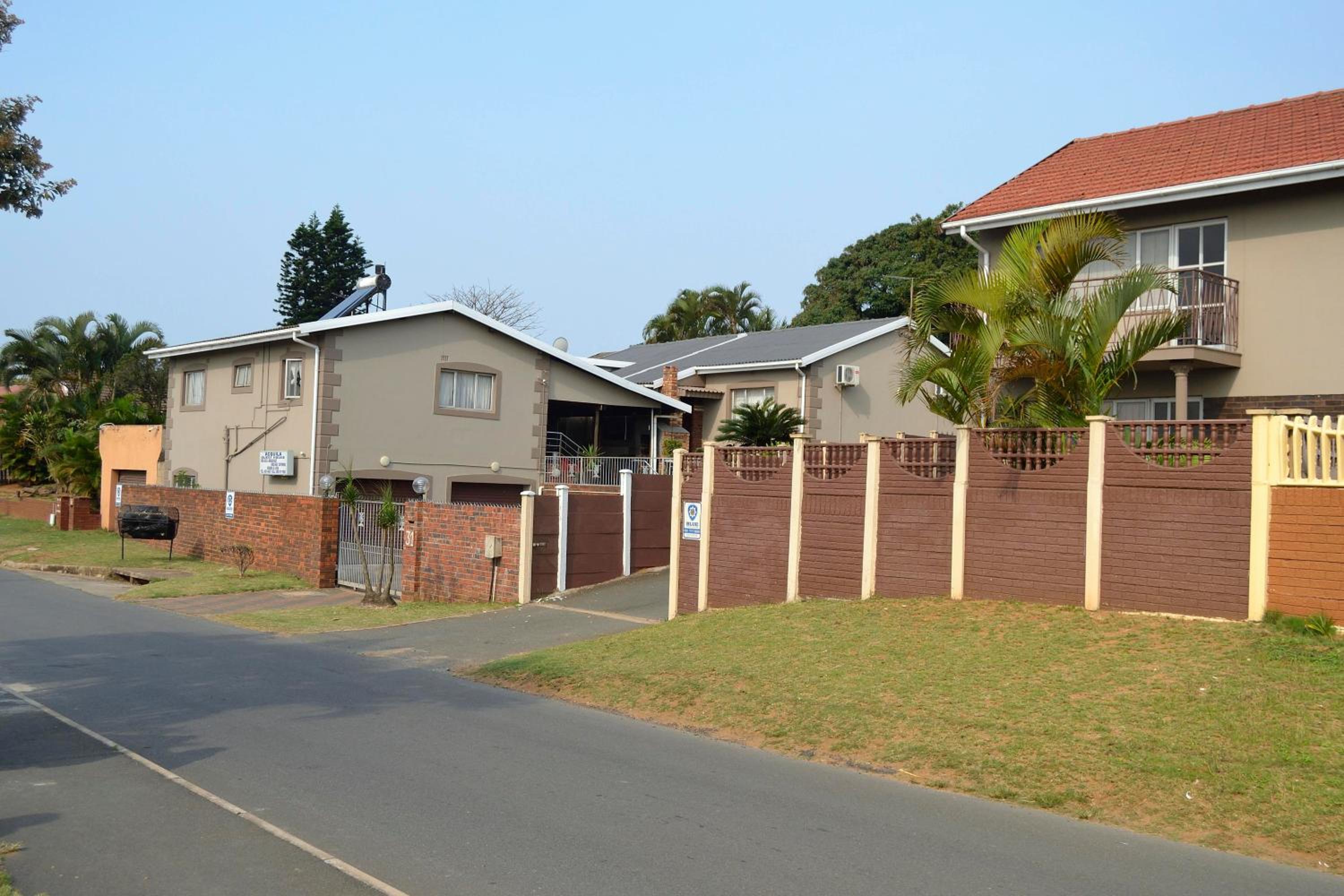Acquila Guest House
